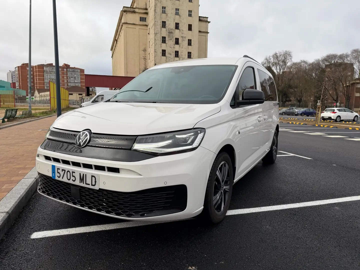 Volkswagen Caddy Maxi 2.0TDI Origin DSG 90KW MAXI Blanco - 1