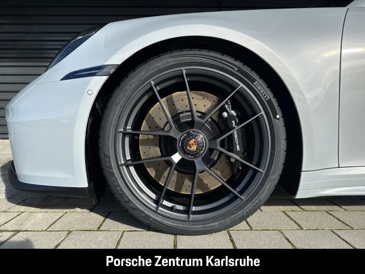 Porsche 992 911 Carrera 4 GTS Liftsystem-VA InnoDrive 6