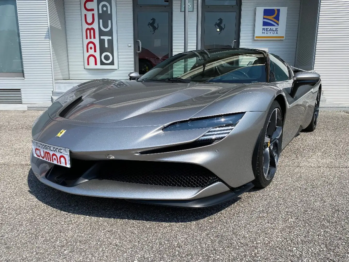 Ferrari SF90 Spider Spider Grigio - 2