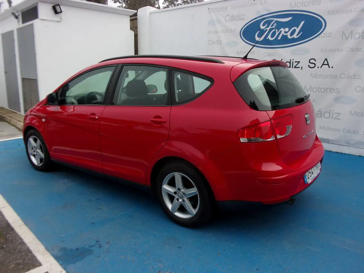 SEAT Altea XL 1.6TDI CR S&S Reference E-eco. Rot - 2