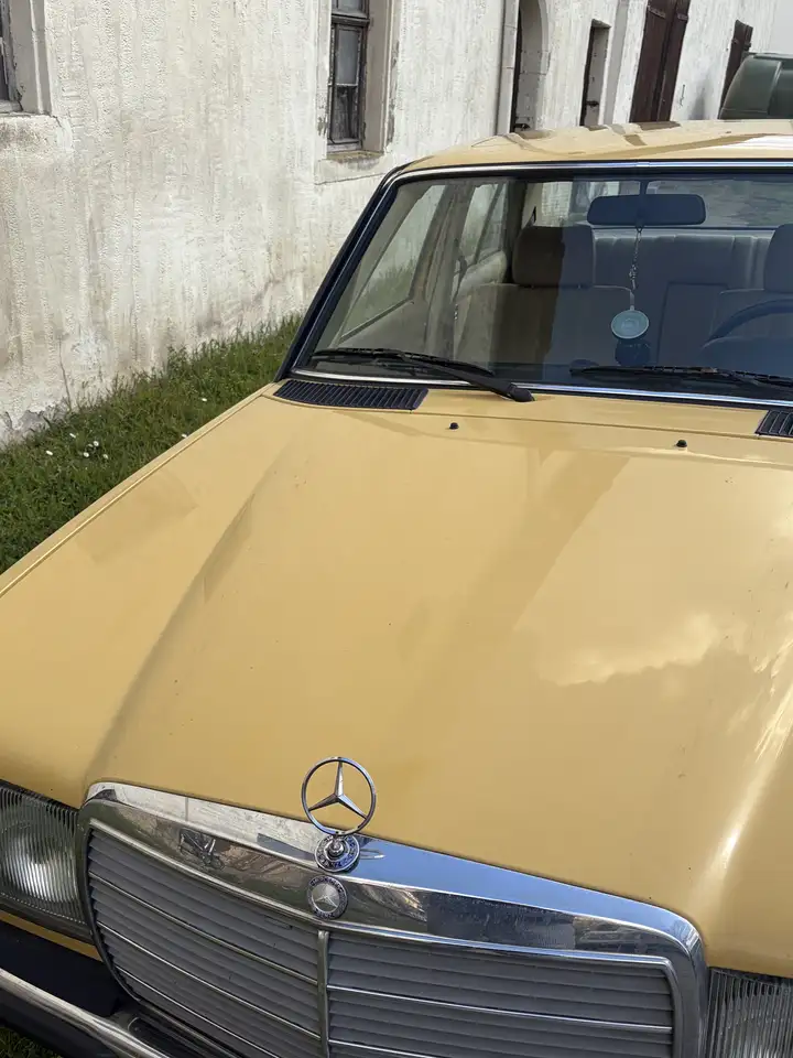 Mercedes-Benz 200 W123, foto 4