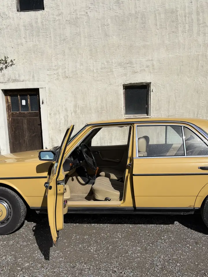 Mercedes-Benz 200 W123, foto 8