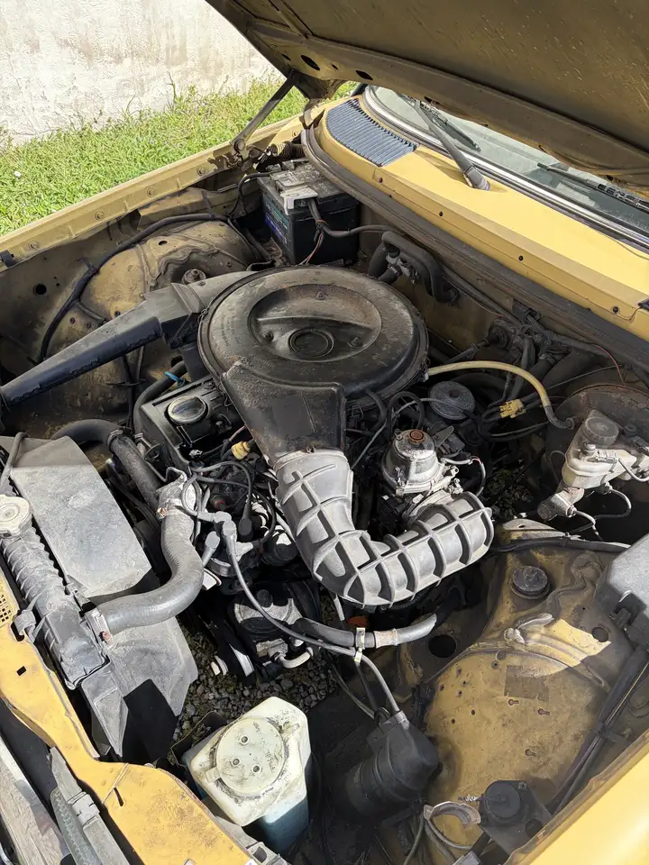 Mercedes-Benz 200 W123, foto 11