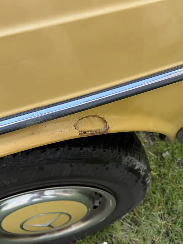 Mercedes-Benz 200 W123, foto 9