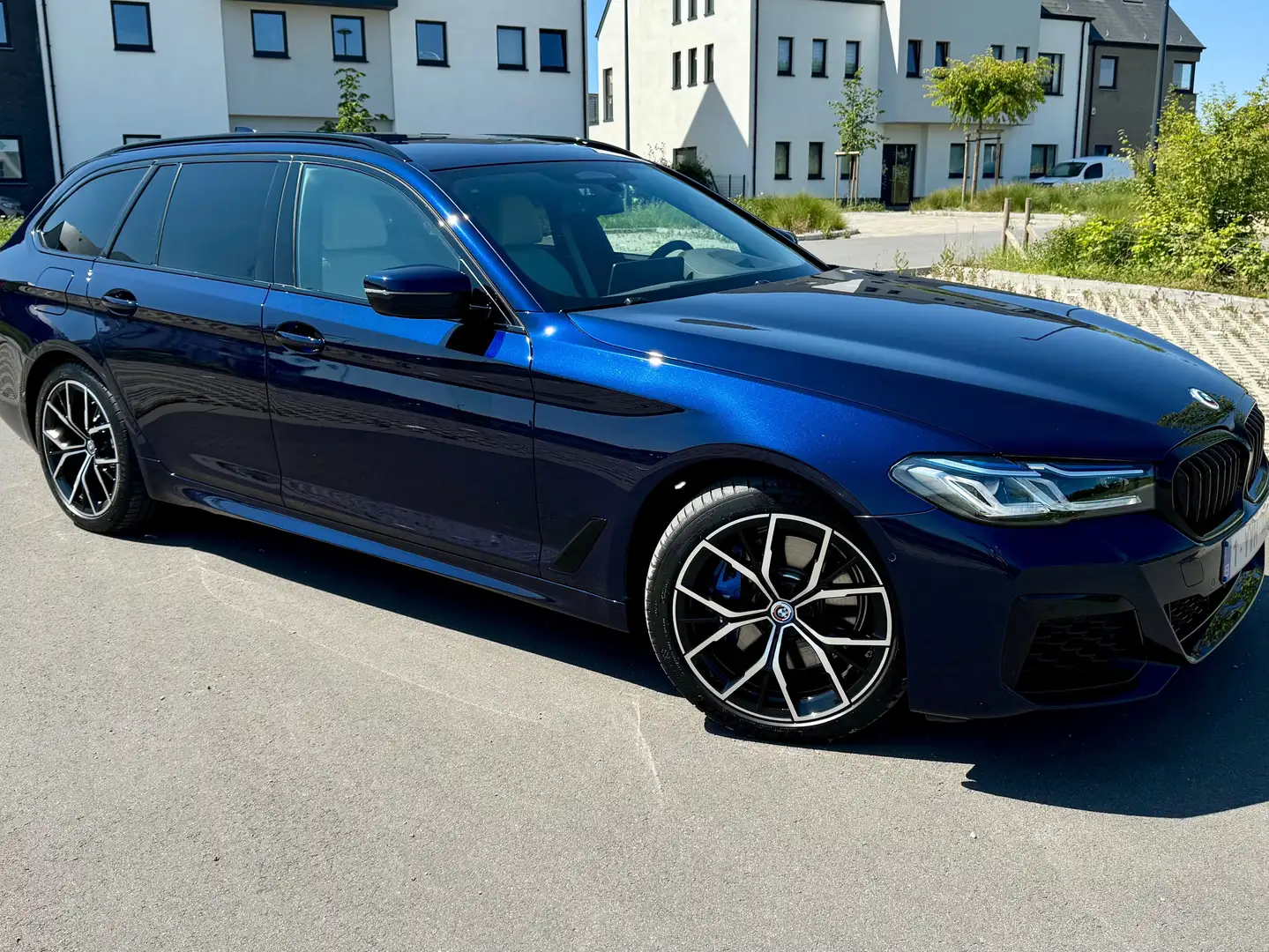 BMW 520 Touring 530e PACK M GARANTIE BMW 03/2028 Bleu - 2