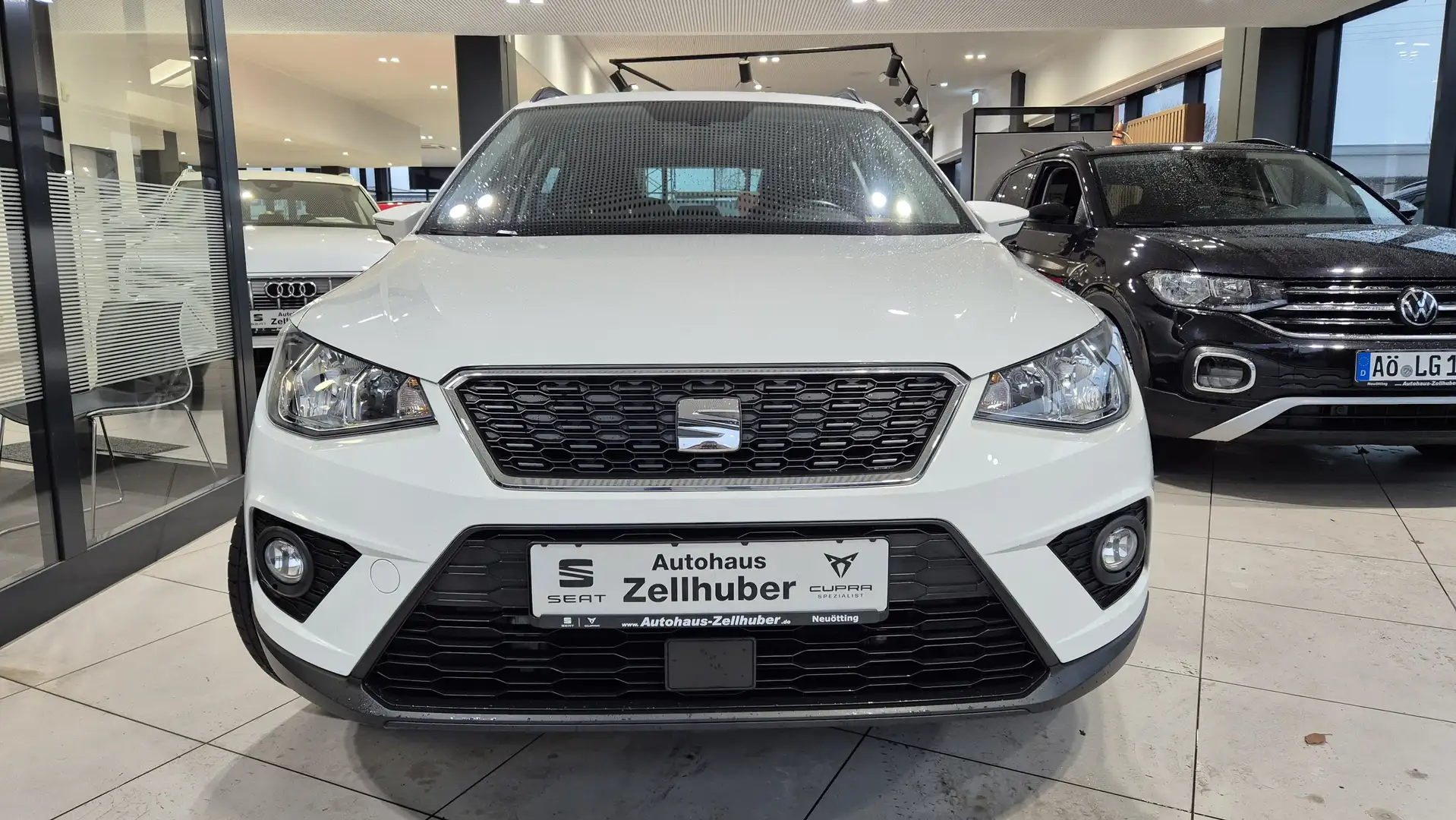 SEAT Arona 1.0 EcoTSI Style *Navi*Klimaauto*Sitzhzg* Bianco - 2