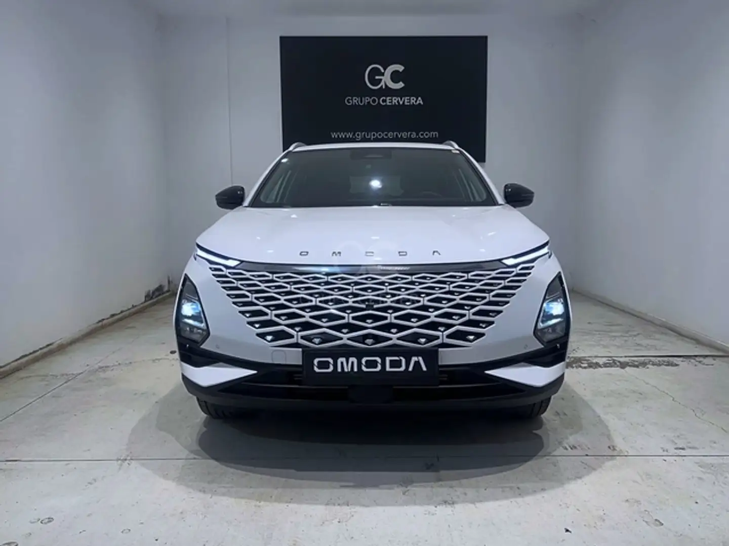 Omoda 5 1.6 Confort 145 Weiß - 2