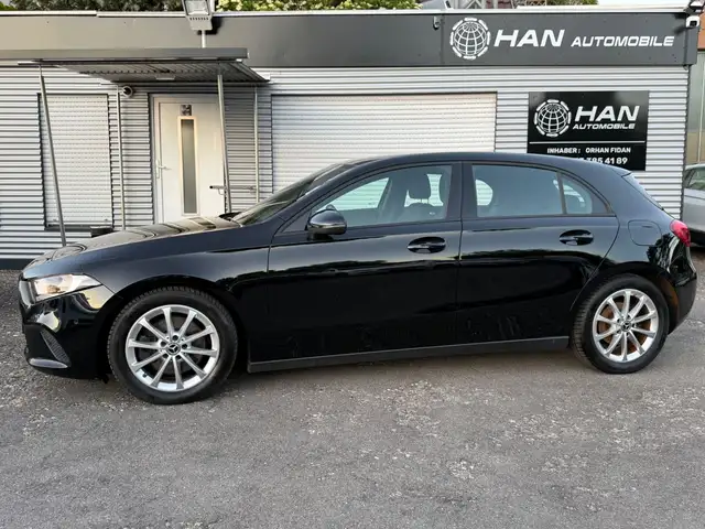 Mercedes-Benz A 220 d
