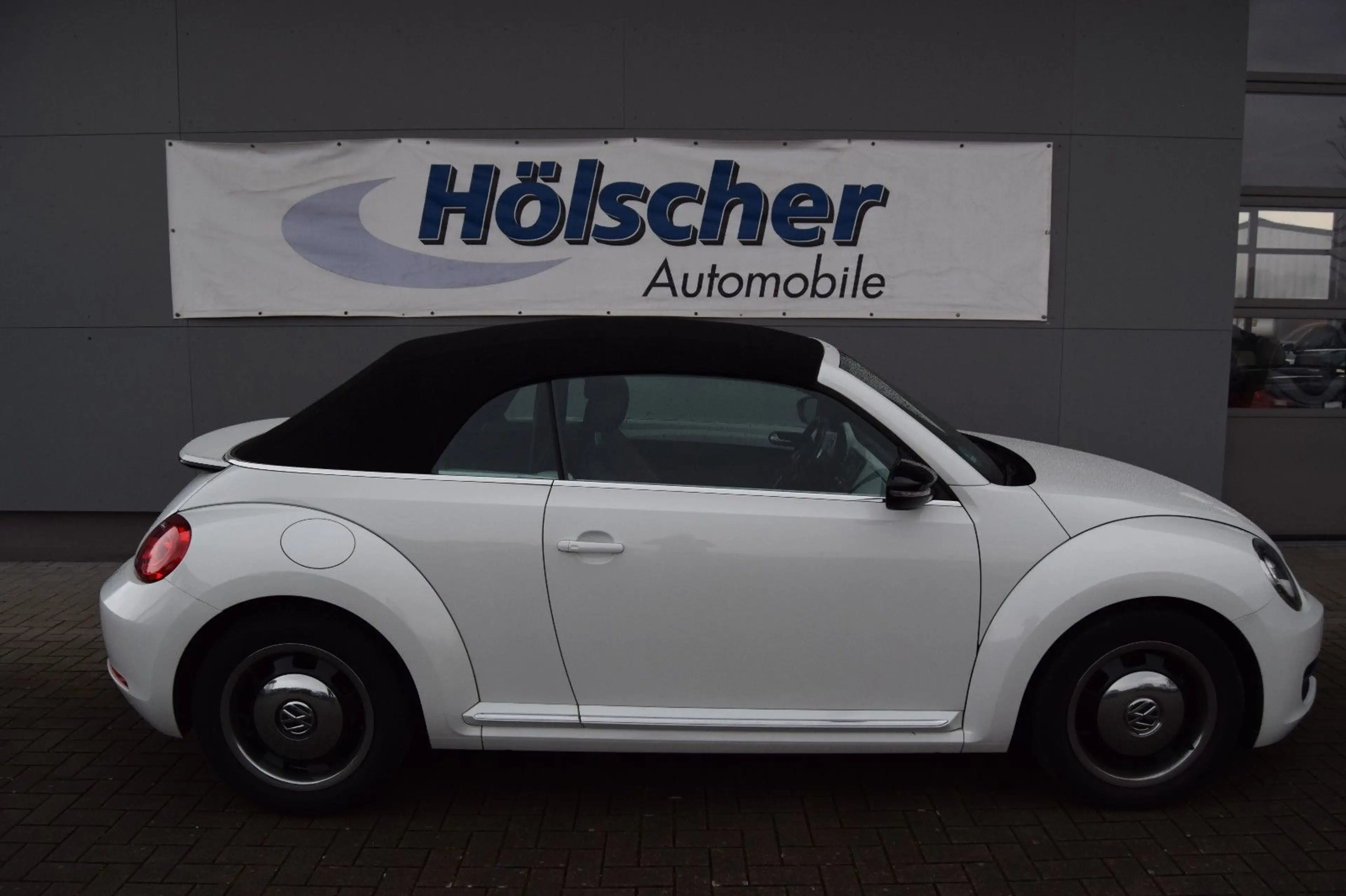 Volkswagen Beetle Cabriolet Design — photo 6