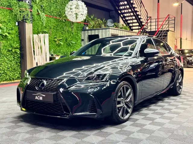 Lexus IS 300 300h F-Sport Cuero