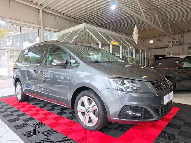 SEAT Alhambra Style+PANO+STANDH.+7 SITZER+AHK+NAVI+