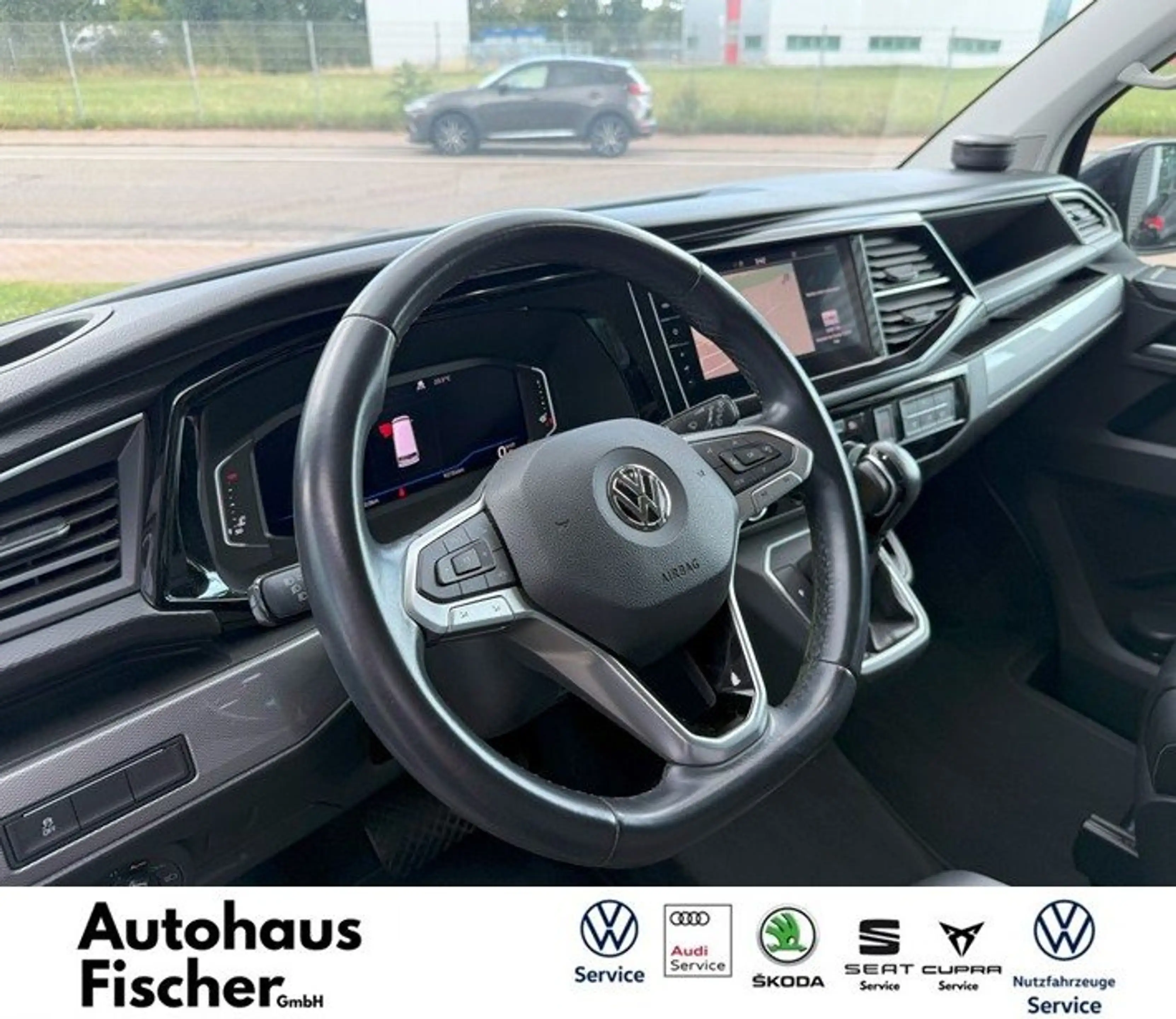 Volkswagen T6.1 Multivan Multivan Highline 4MOTION — photo 11
