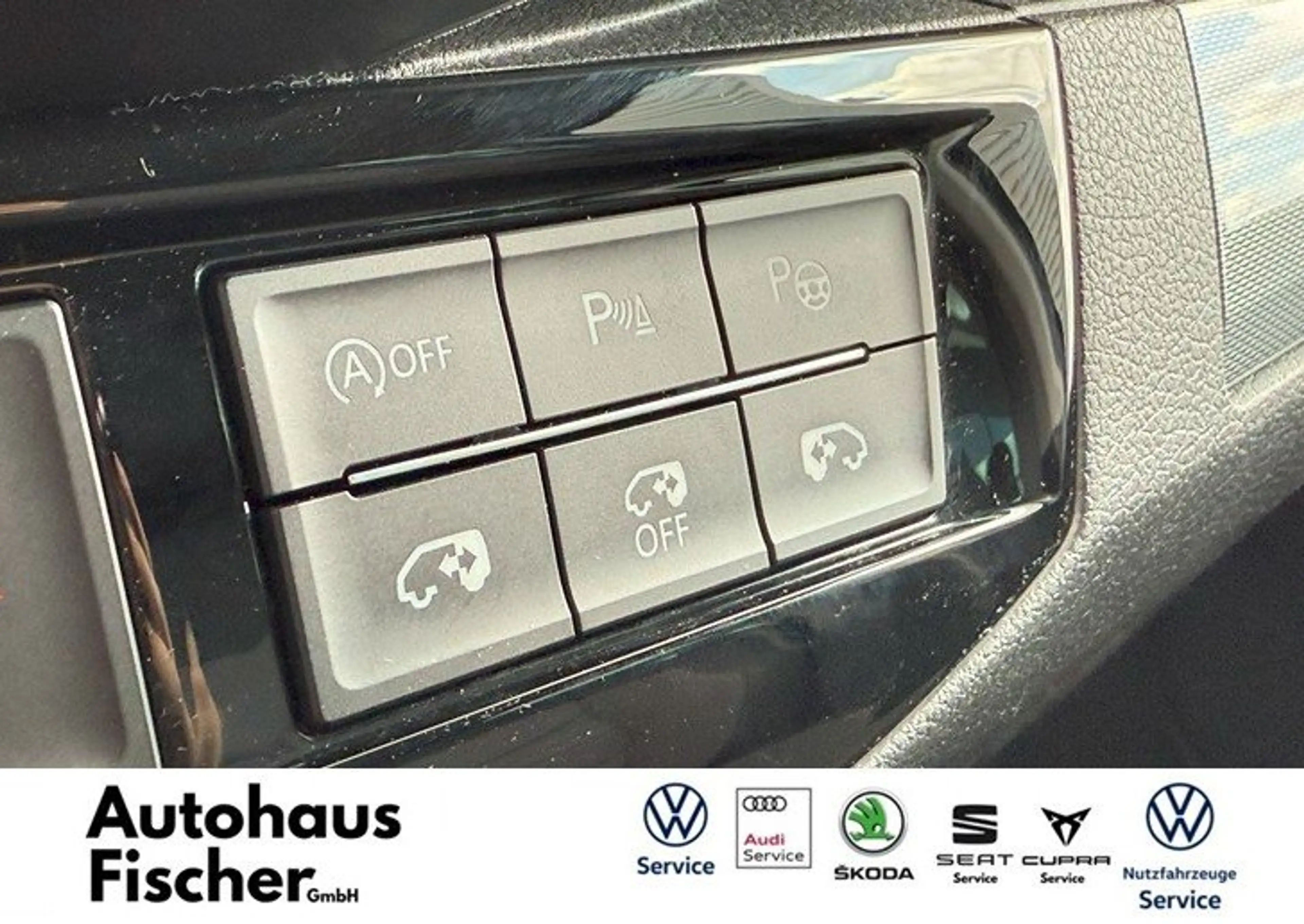 Volkswagen T6.1 Multivan Multivan Highline 4MOTION — photo 14