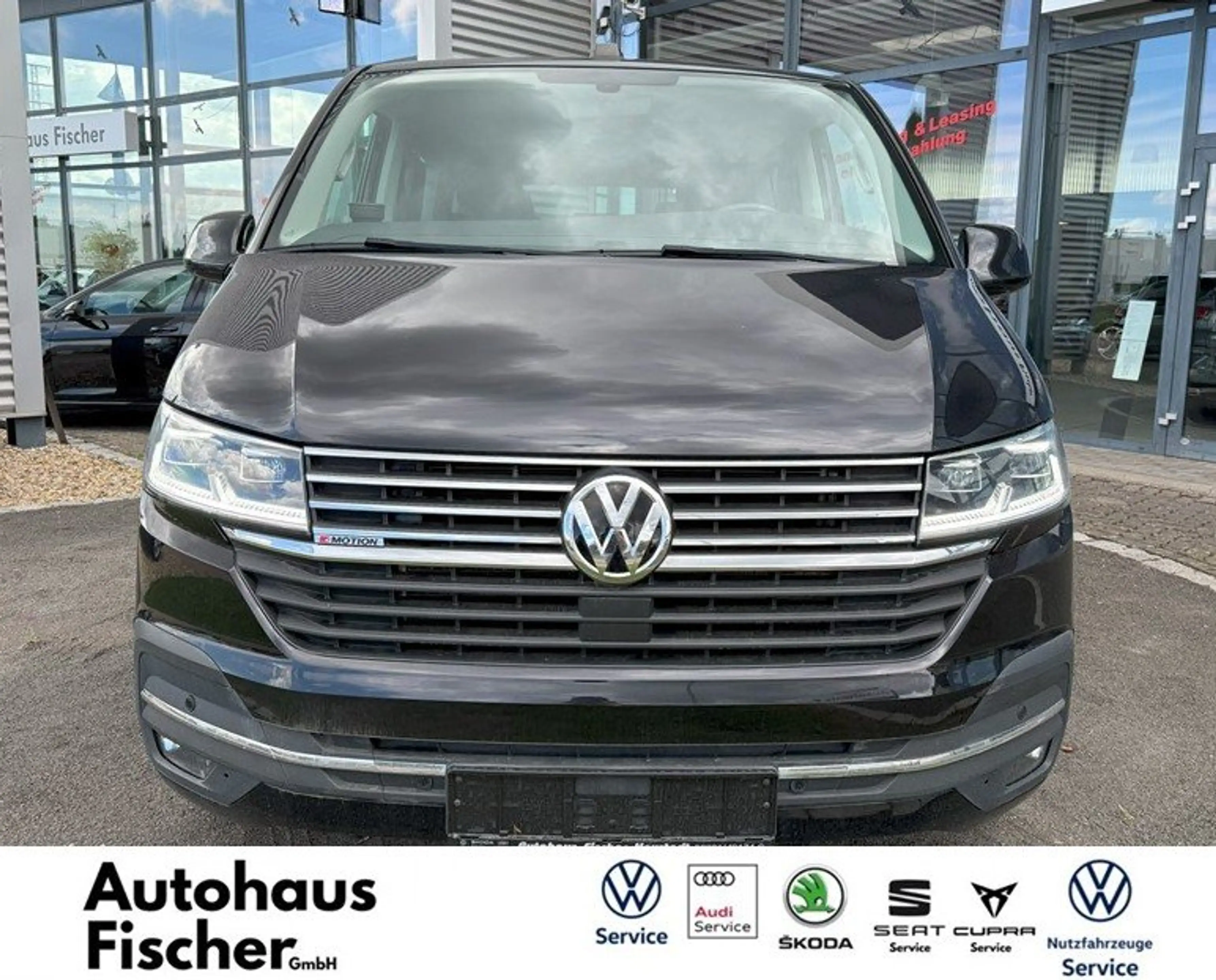 Volkswagen T6.1 Multivan Multivan Highline 4MOTION — photo 3