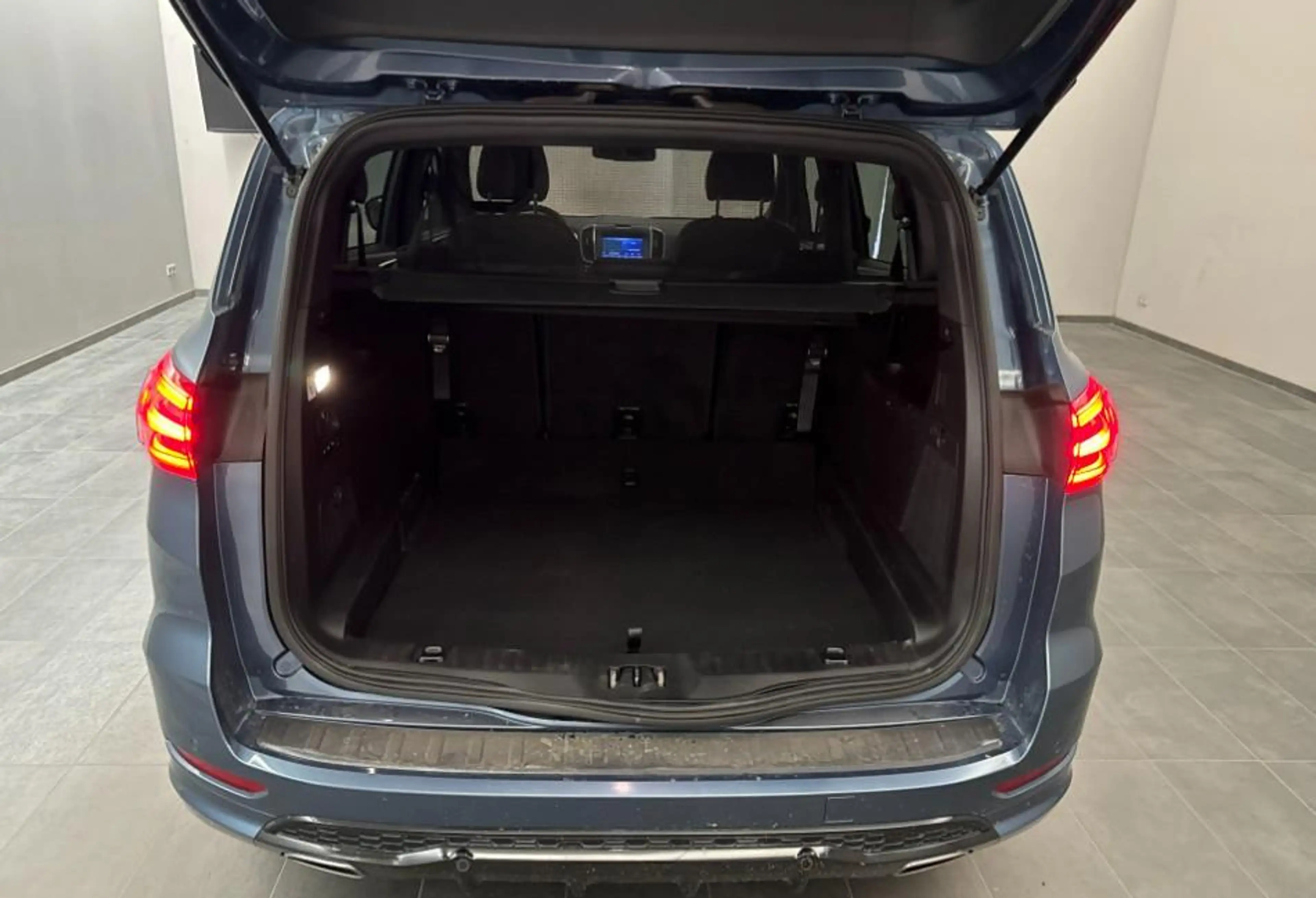 Ford S-Max 2.0 ST-Line AHK NAVI KAMERA SITZ/LENKHZG — photo 4