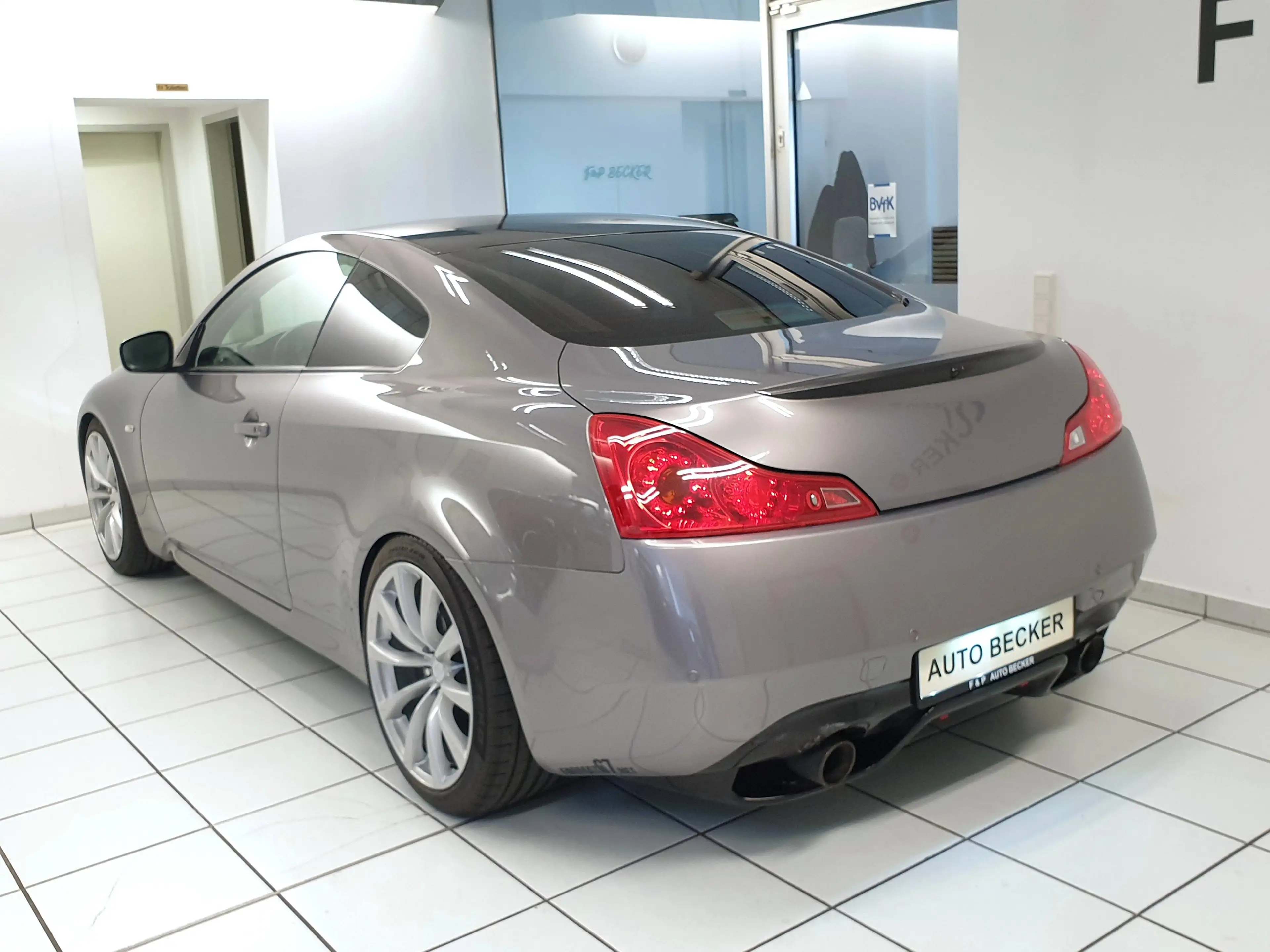 Infiniti G37 G37 Coupe Automatik Leder Navi BiXenon K.Less — photo 5