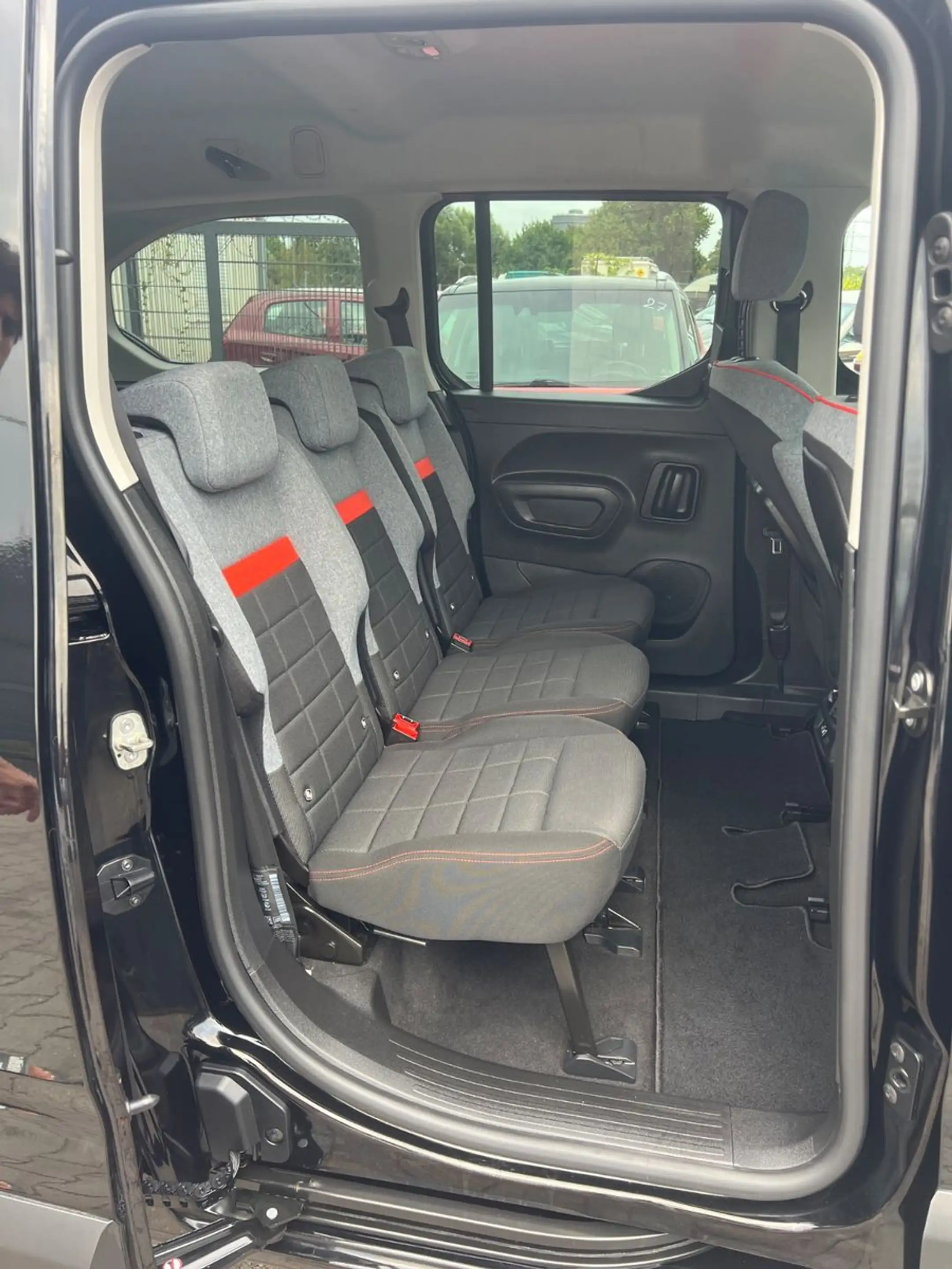 Citroen Berlingo Max XL *XTR* — photo 12