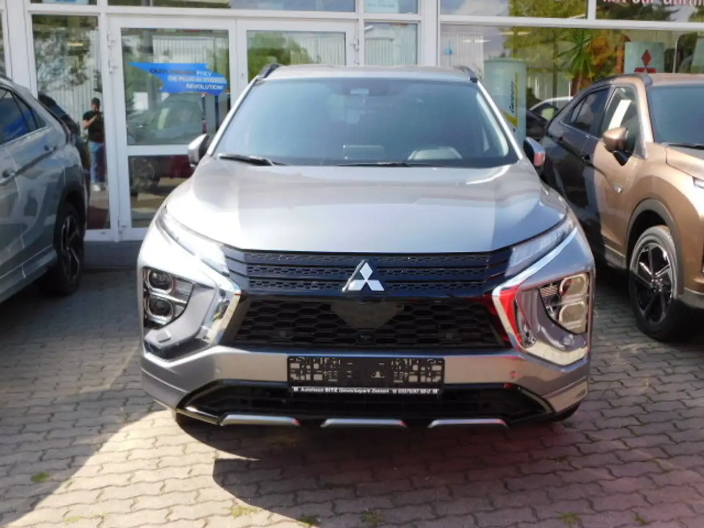 Mitsubishi Eclipse Cross PHEV 2.4 Select Plus Gris - 2