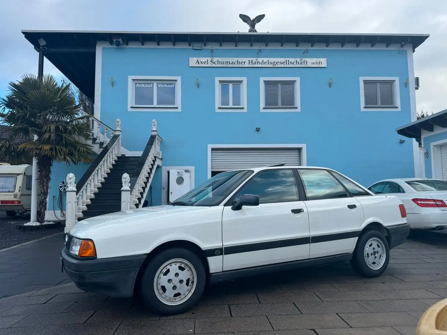 Audi 80 1.8 Automatik/Klima/Schiebedach/H-Zulassung! Weiß - 1