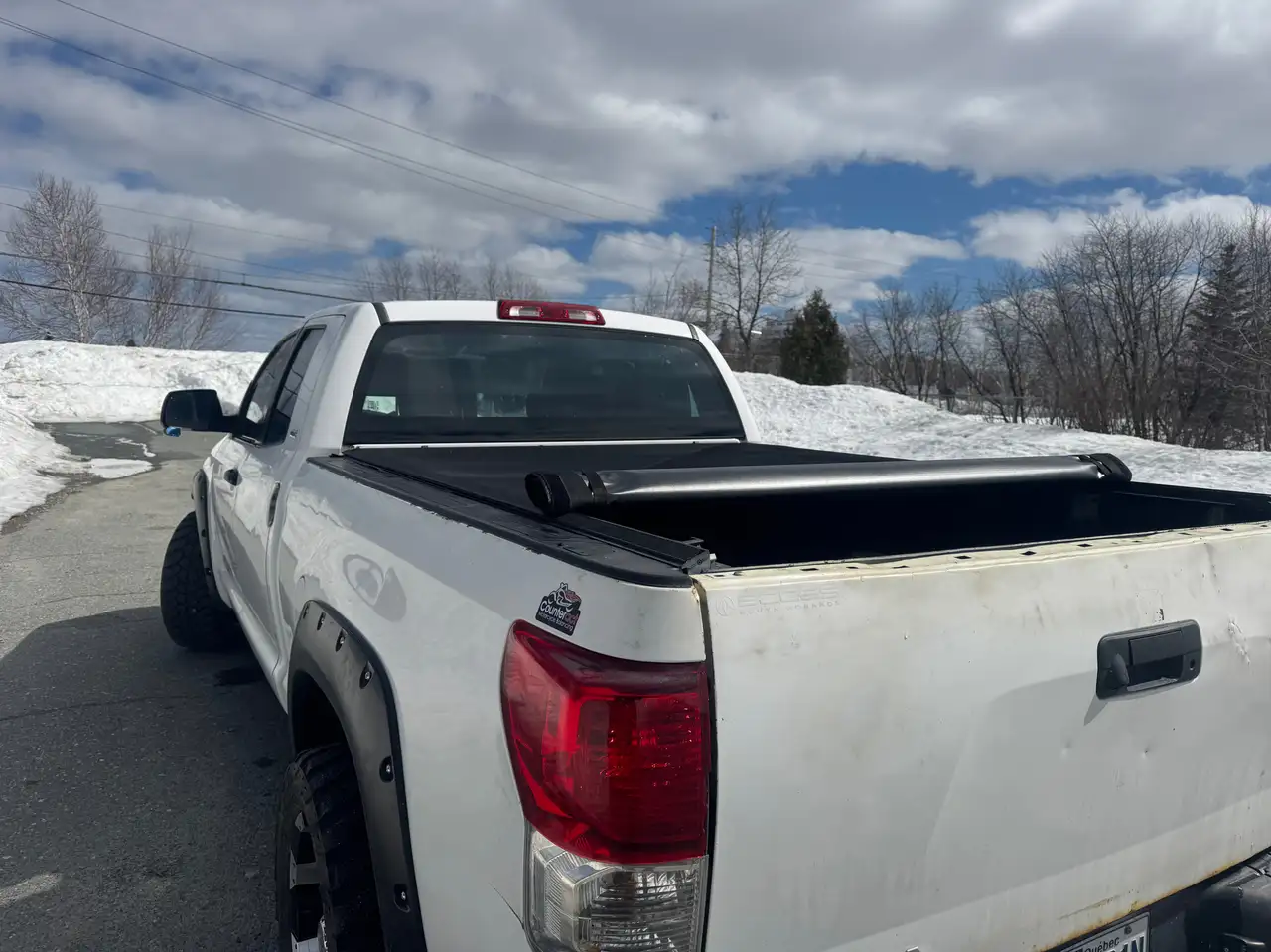 Toyota Tundra снимка Toyota Tundra