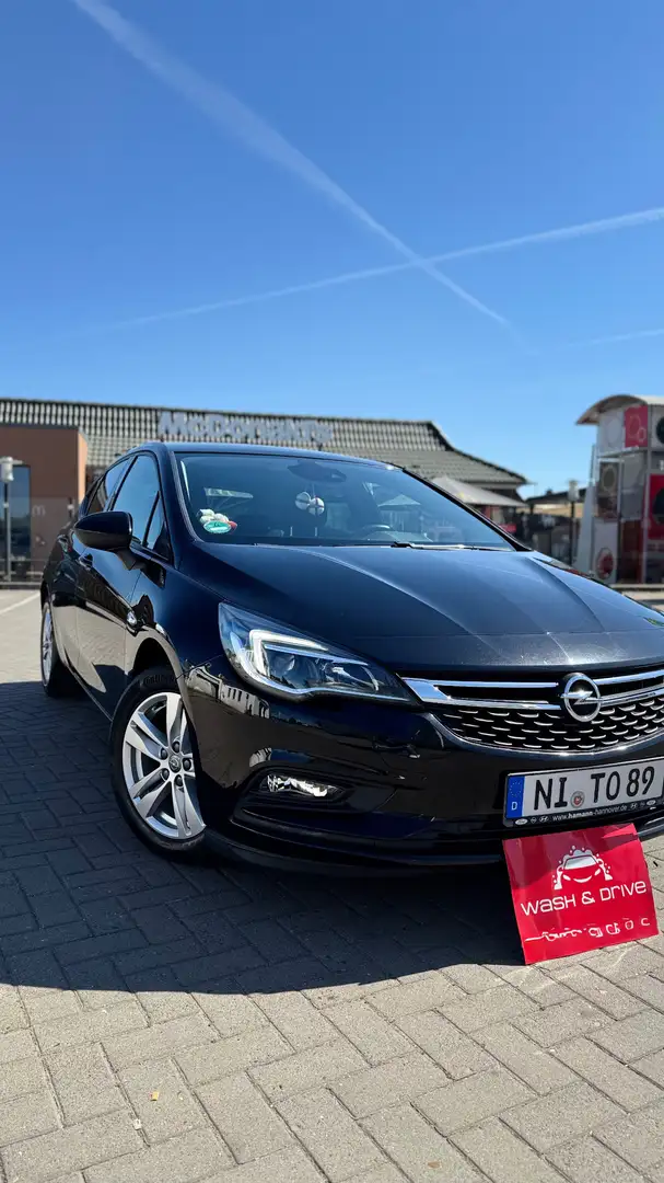 Opel Astra Active Schwarz - 1
