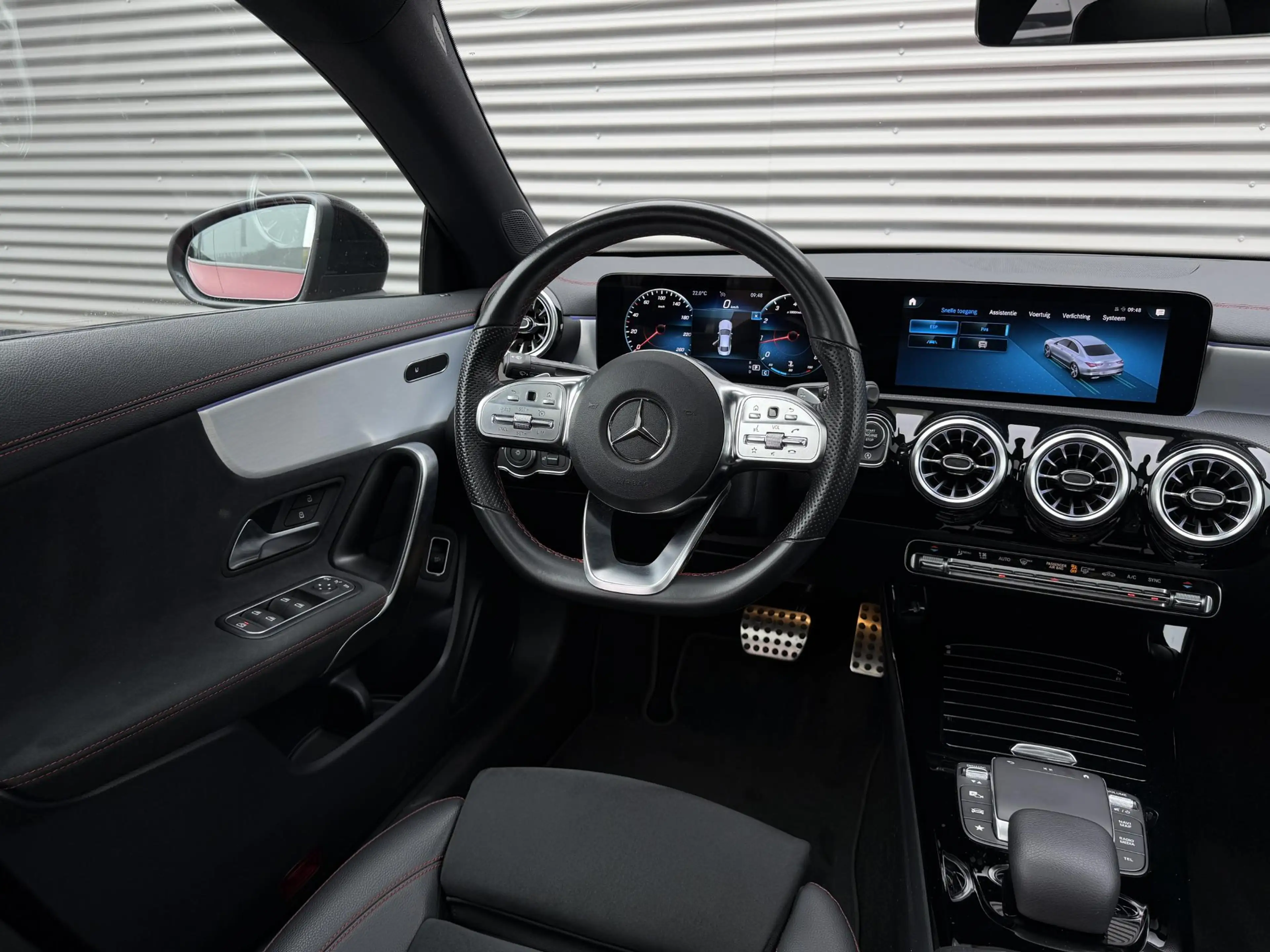Mercedes-Benz CLA 180 AMG |Pano|Trekhaak|Camera| — photo 2