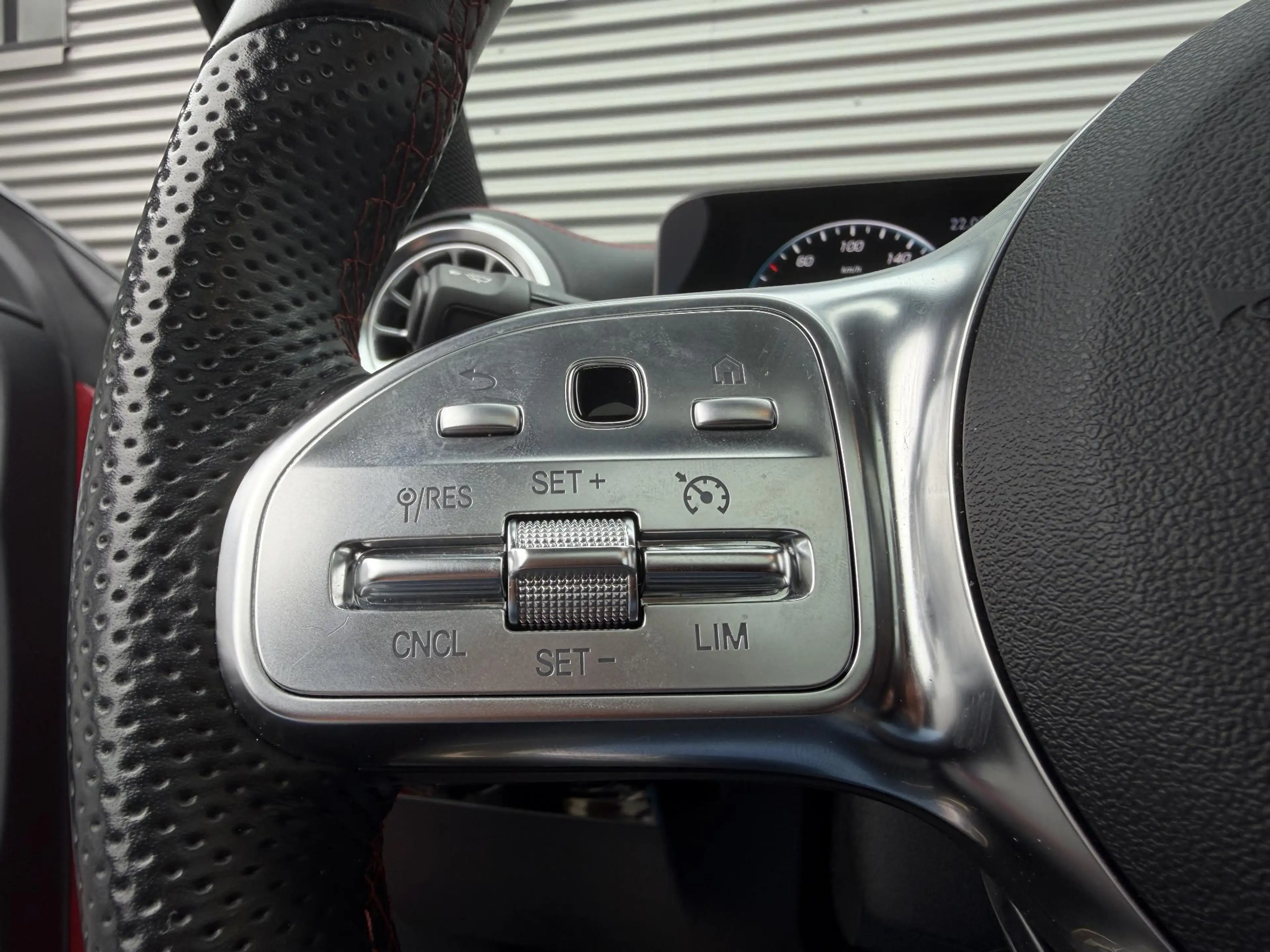 Mercedes-Benz CLA 180 AMG |Pano|Trekhaak|Camera| — photo 13