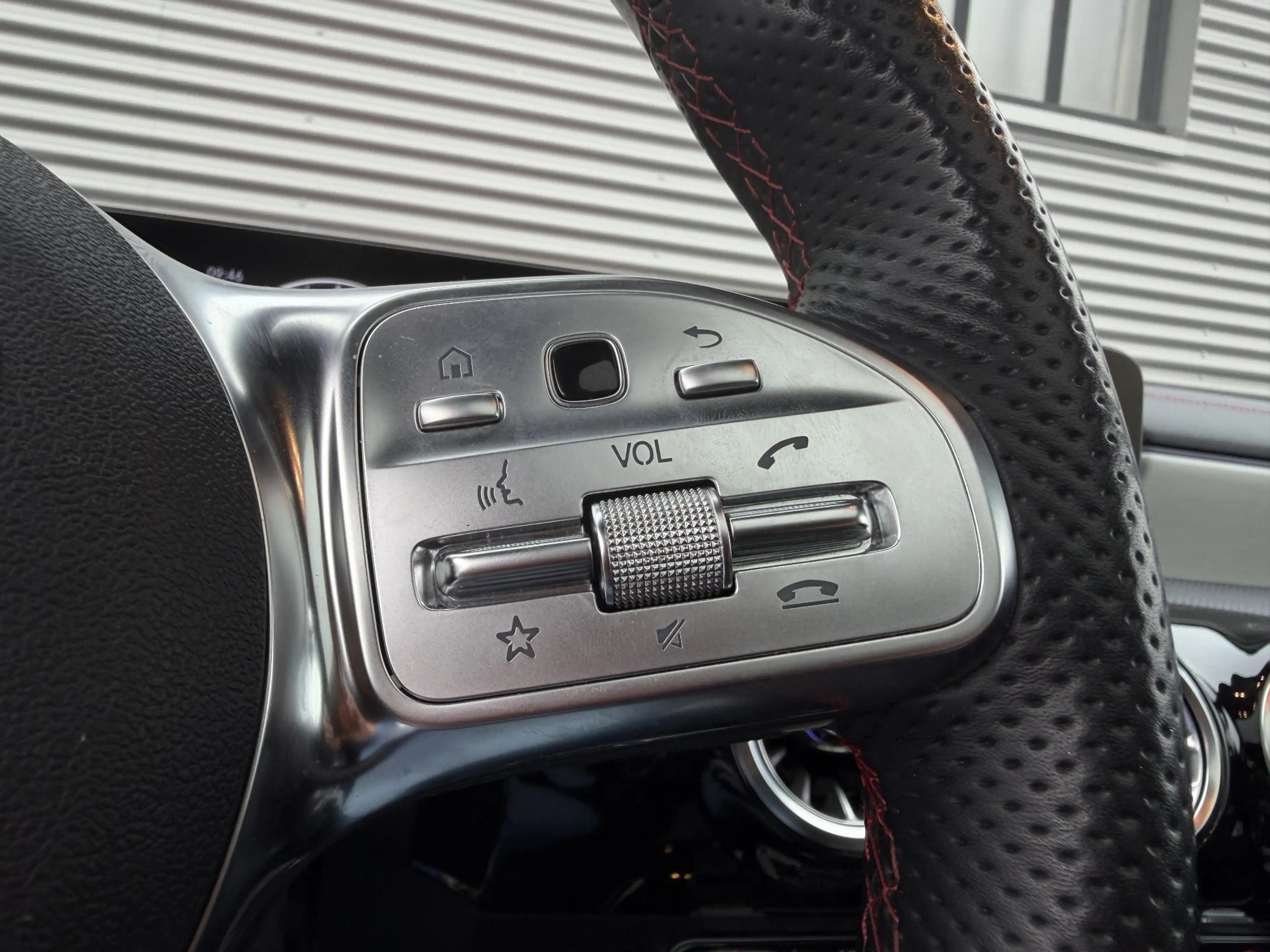 Mercedes-Benz CLA 180 AMG |Pano|Trekhaak|Camera| — photo 16
