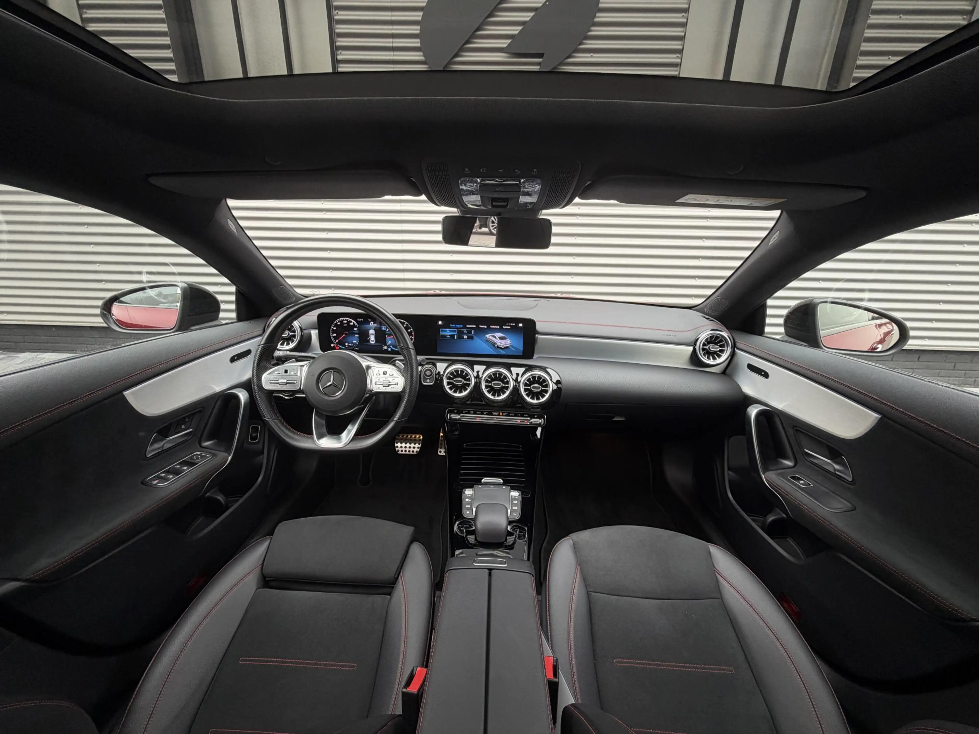 Mercedes-Benz CLA 180 AMG |Pano|Trekhaak|Camera| — photo 14