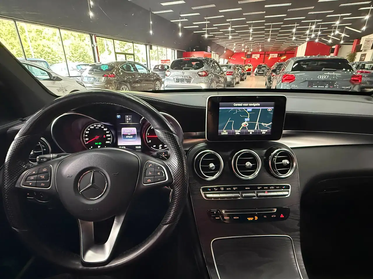 Mercedes-Benz GLC 220 — photo 9 sur 30
