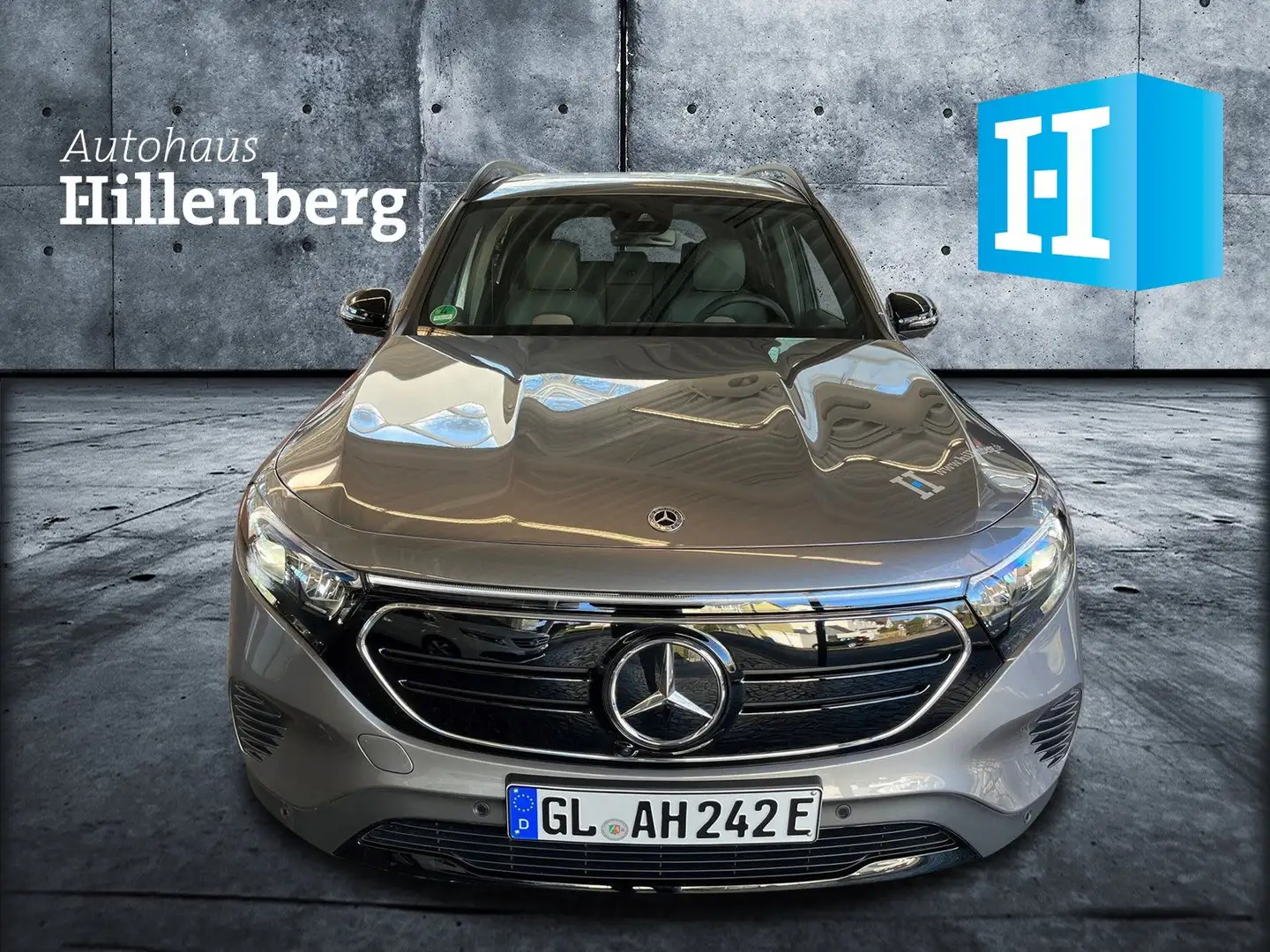 Mercedes-Benz EQB 250 Grau - 2