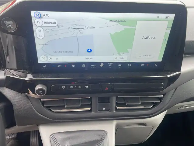Ford Tourneo Custom view 16