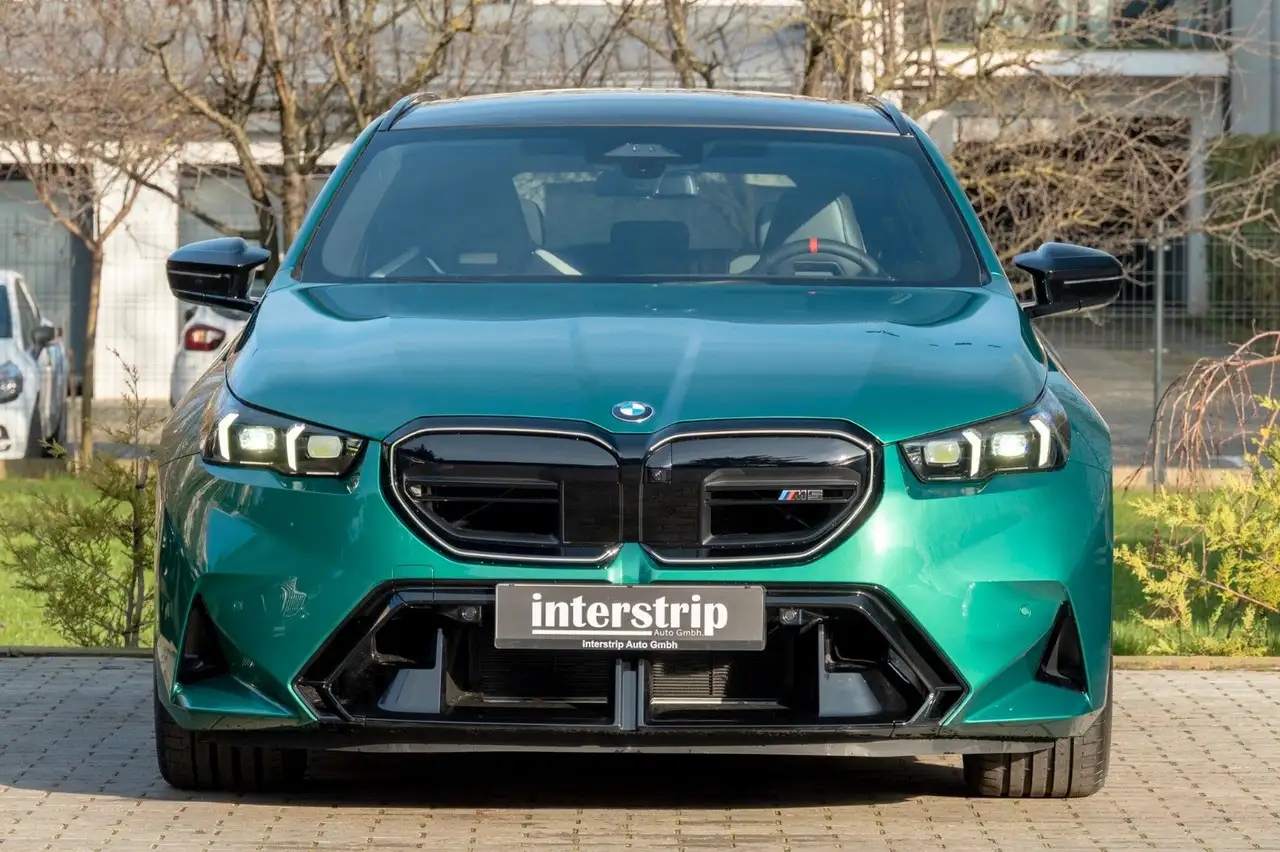 BMW M5 Touring DR.ASS.PLUS.PANO.360°.4ZONEN.LHZ.B&W 2