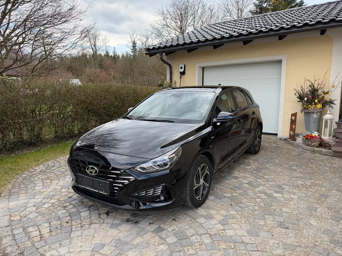 Hyundai i30 i30 1,0 T-GDI Trend Line Trend Line Schwarz - 1