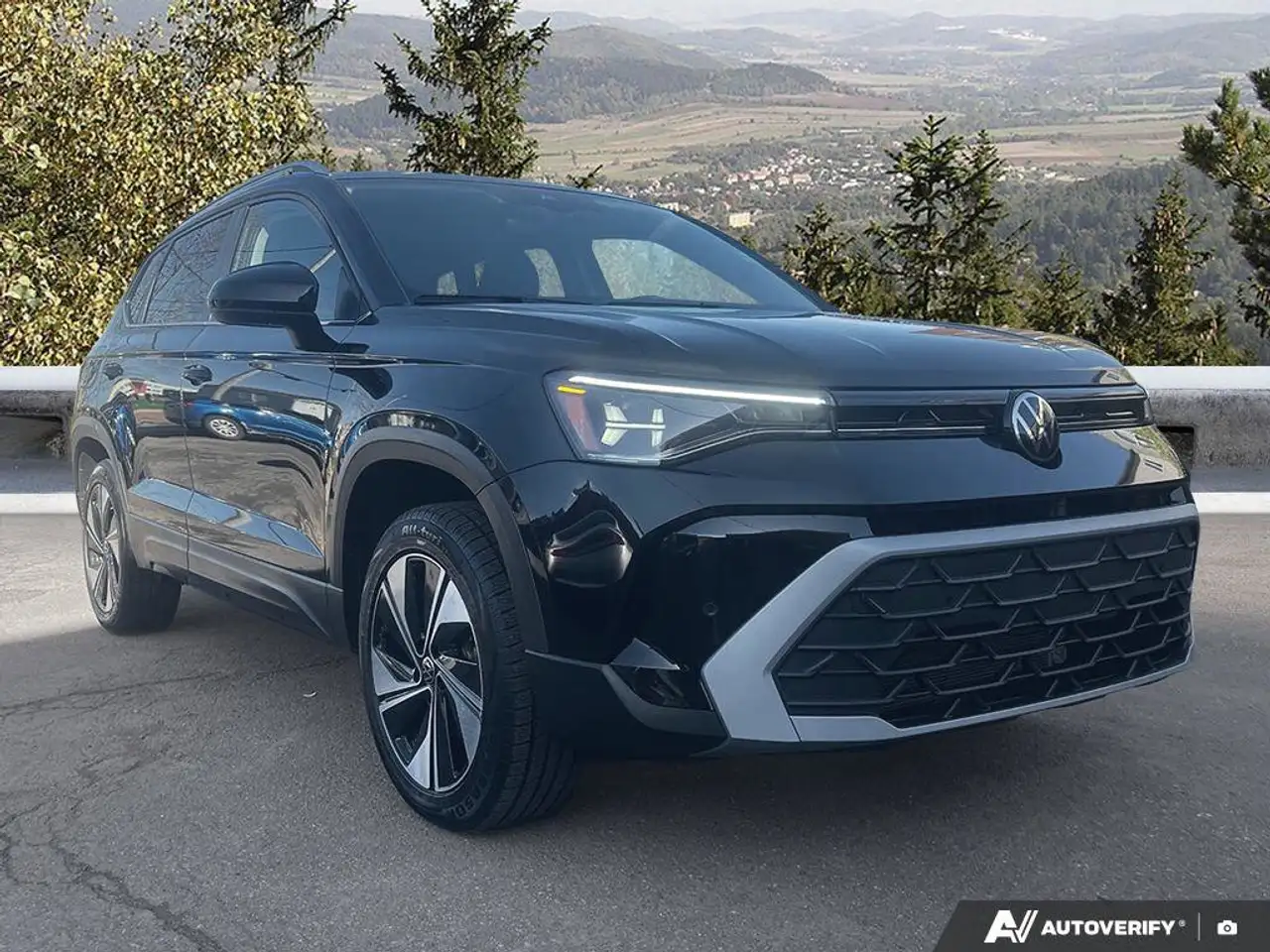 Volkswagen Taos снимка Volkswagen Taos