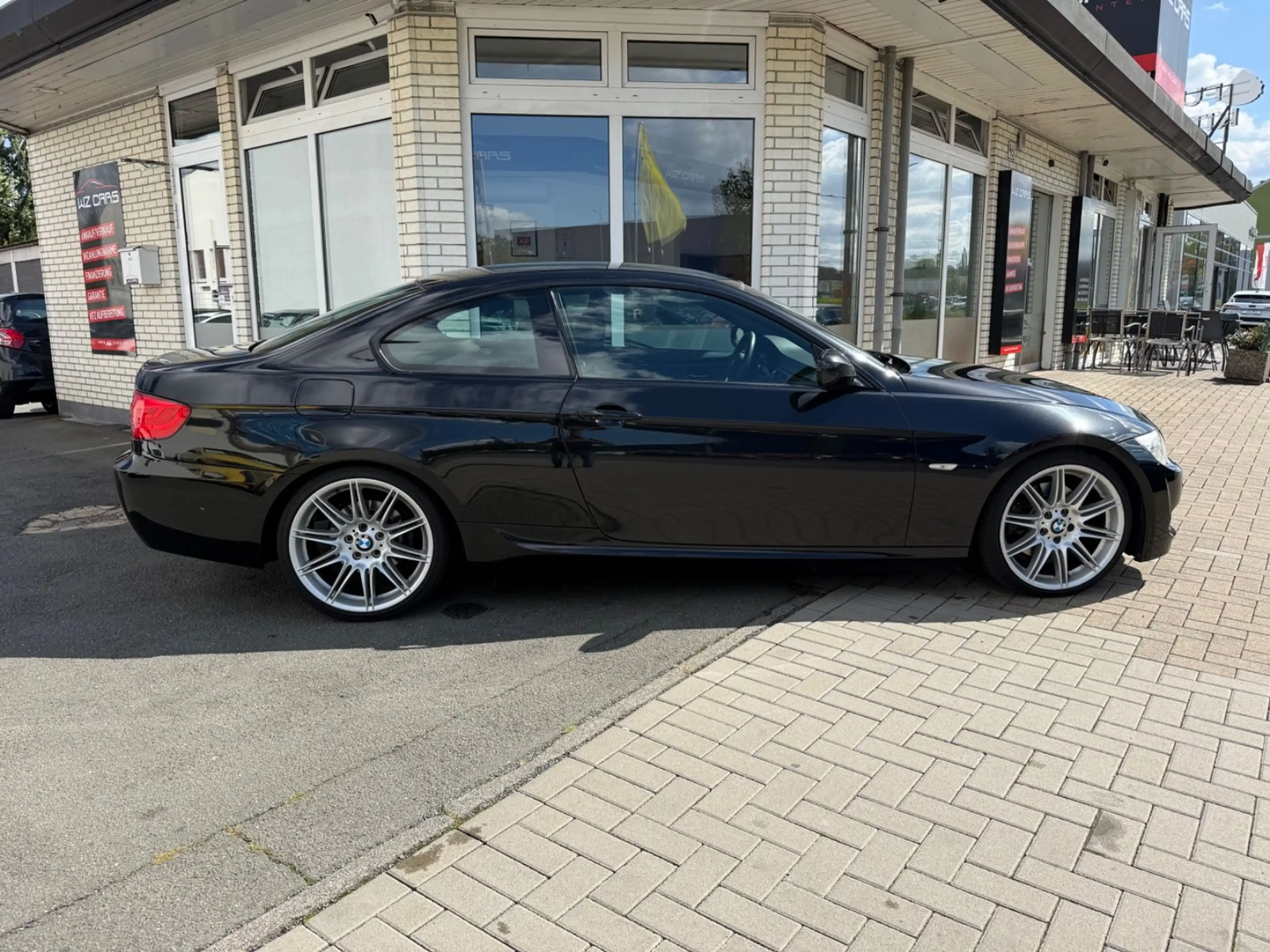 BMW 325 3 Coupe 325 i NAVI KLIMA PDC M PAKET — photo 6