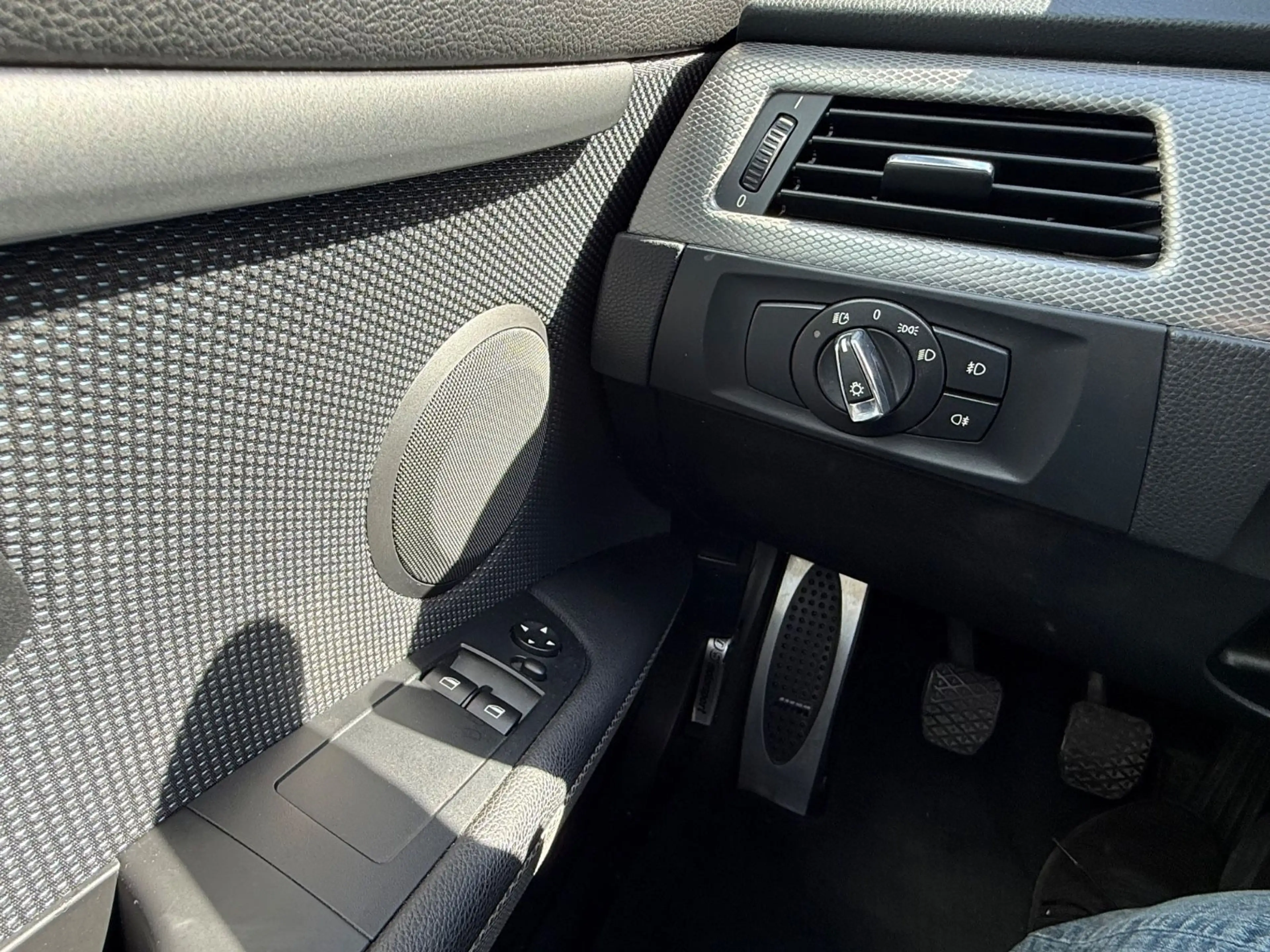 BMW 325 3 Coupe 325 i NAVI KLIMA PDC M PAKET — photo 13