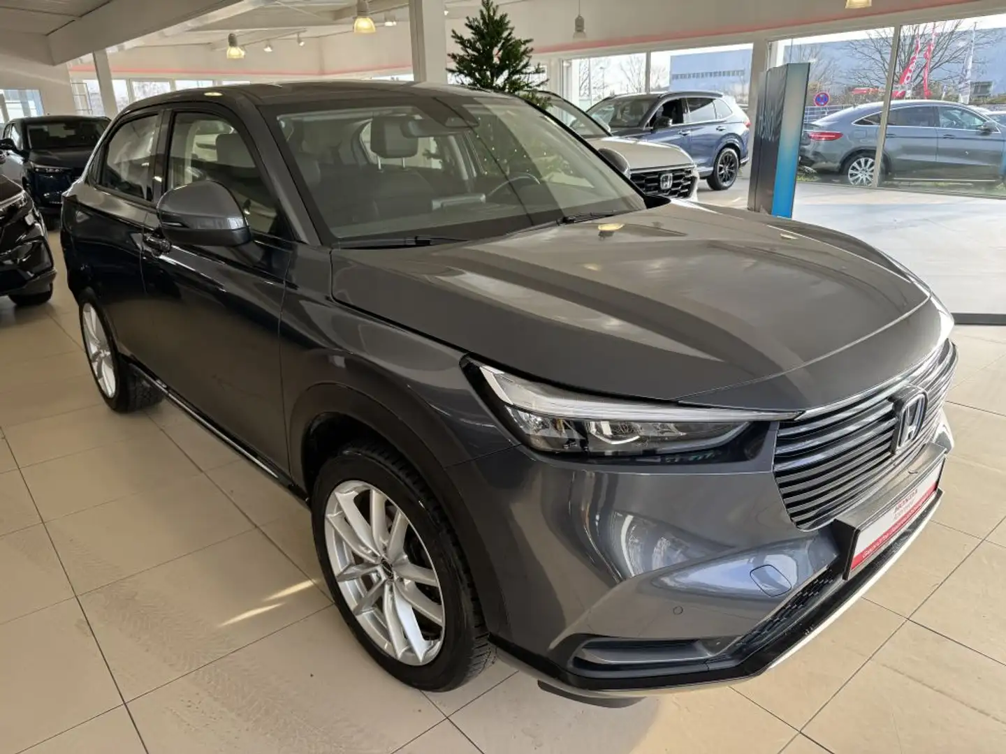 Honda HR-V e:HEV 1.5 i-MMD Hybrid Advance Grau - 1