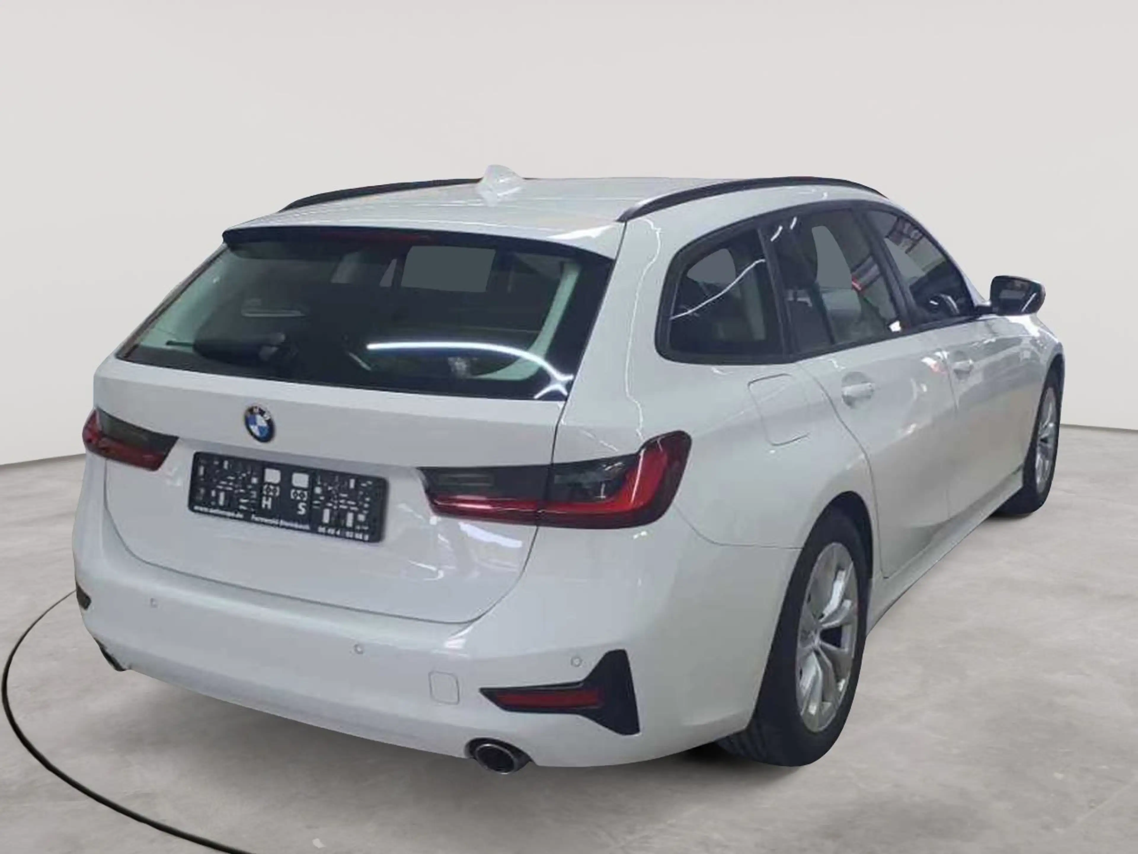 BMW 316 316d Touring Aut. — photo 4