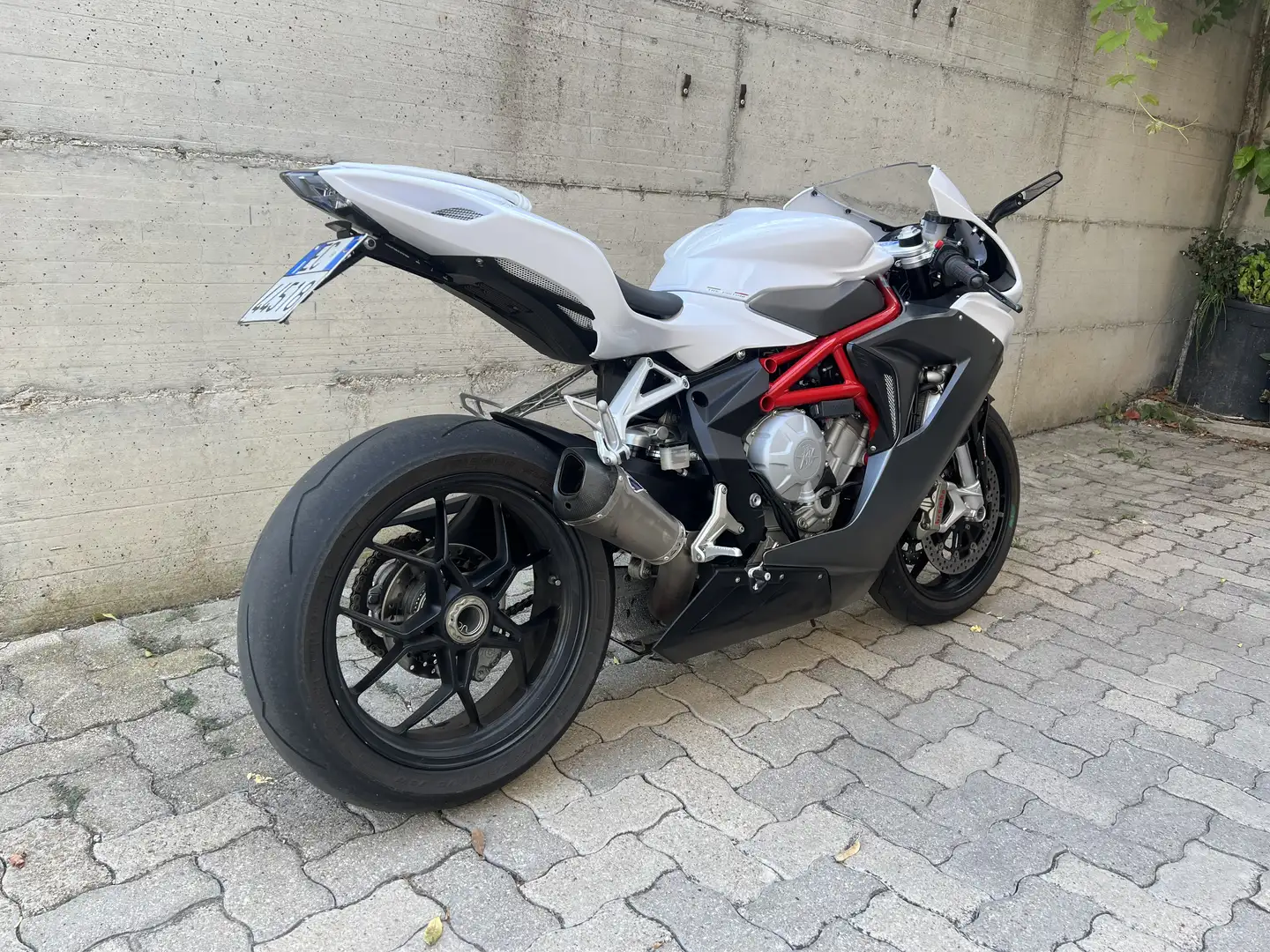 MV Agusta F3 800 Eas Abs - 2
