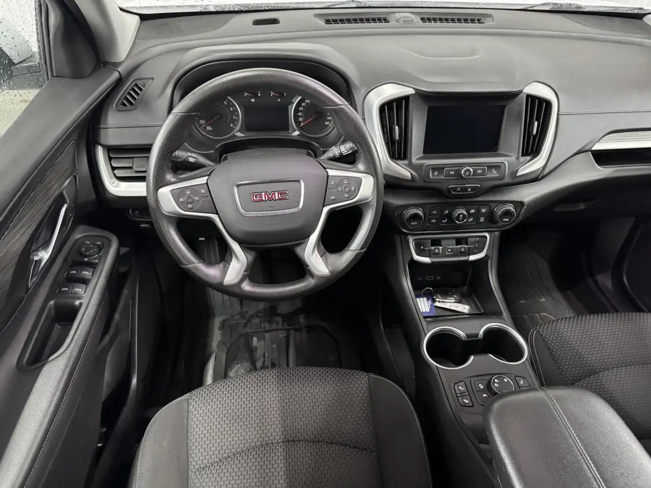 GMC Terrain снимка GMC Terrain