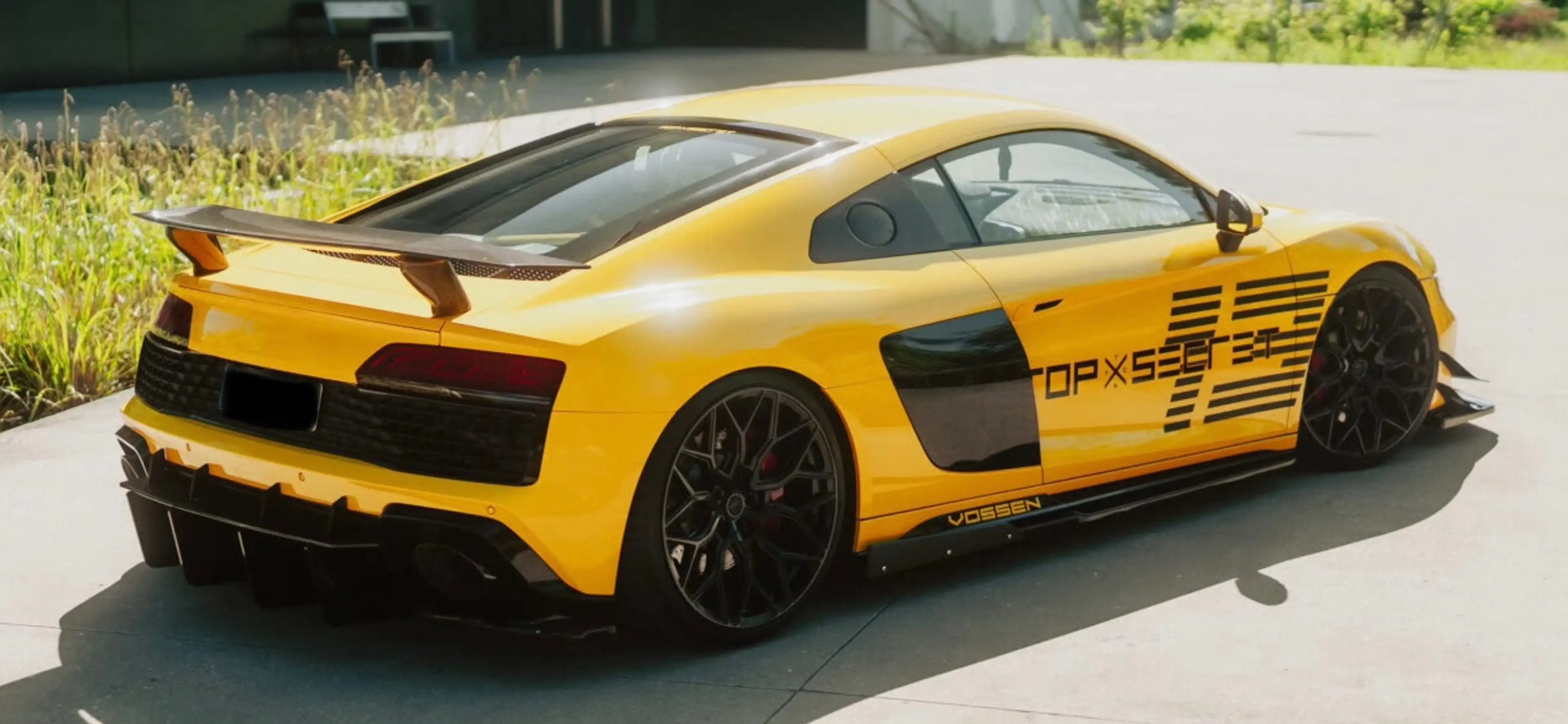 Audi R8 5.2 FSI RWD LED/LASER Bang & Olufsen BODYKIT VOSSEN — photo 3