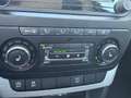 Skoda Yeti 2.0 TDI SCR Ambition Outdoor –  8-fach bereift, AHV Grau - thumbnail 16