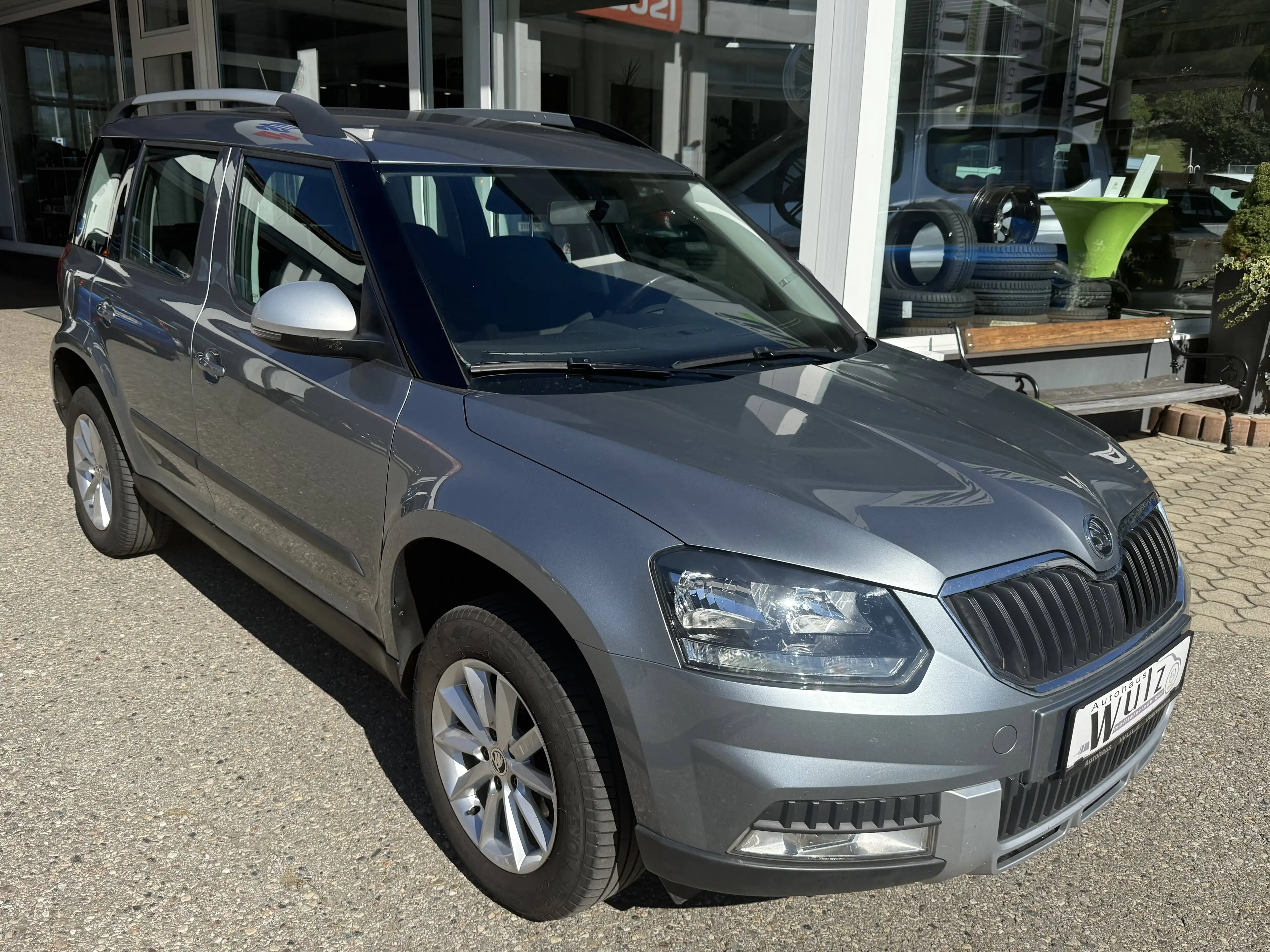 Skoda Yeti 2,0 TDI SCR Ambition Outdoor — photo 3
