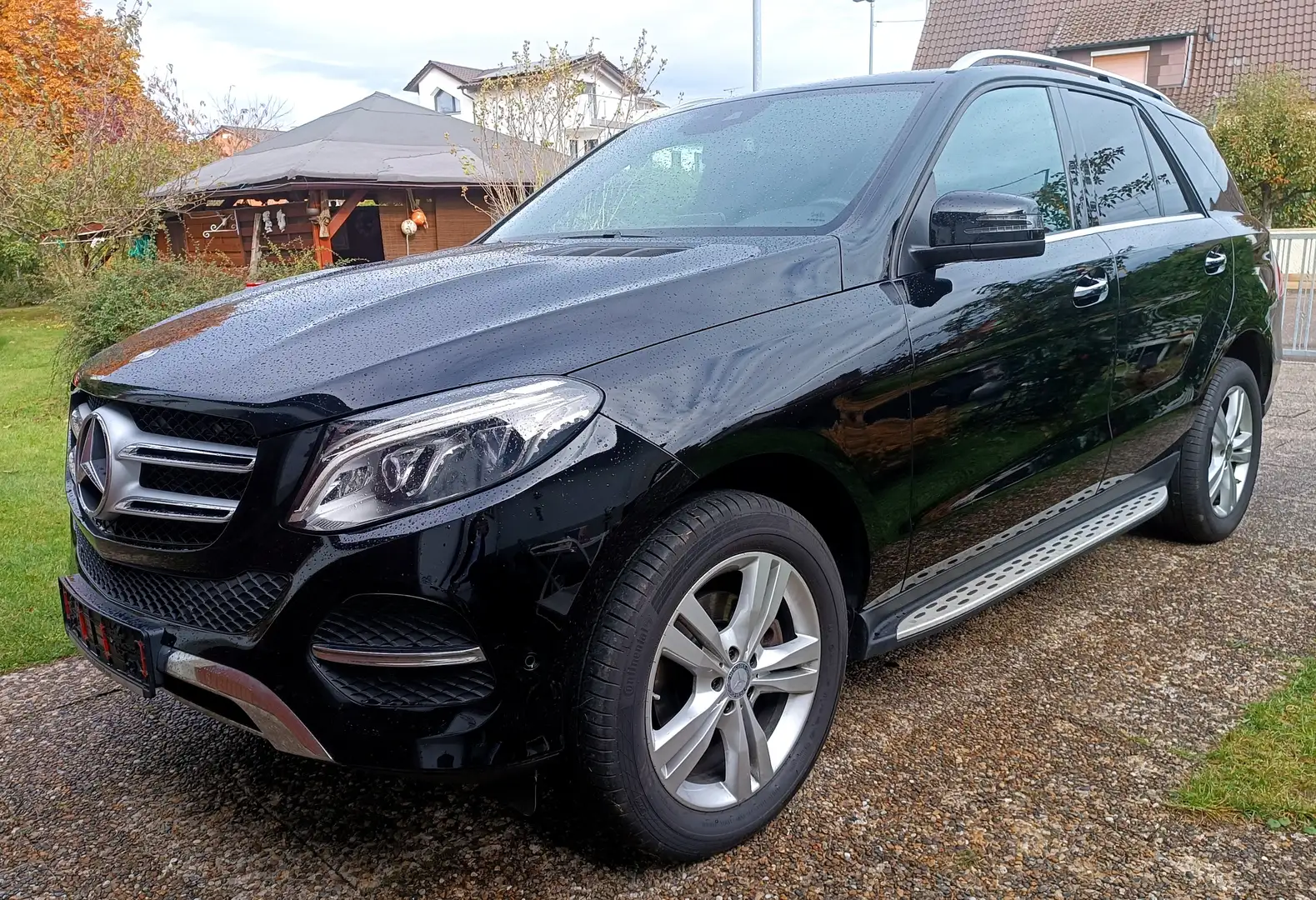 Mercedes-Benz GLE 350 GLE 350 d 4Matic 9G-TRONIC Exclusive Schwarz - 1