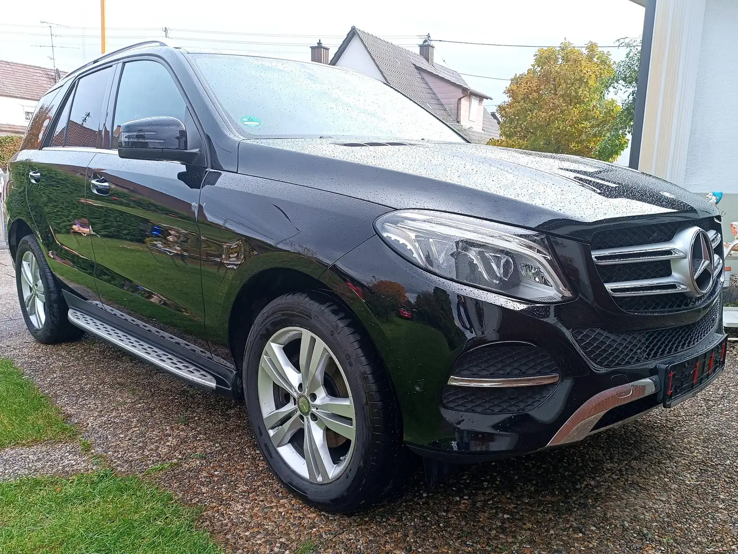 Mercedes-Benz GLE 350 GLE 350 d 4Matic 9G-TRONIC Exclusive Schwarz - 2