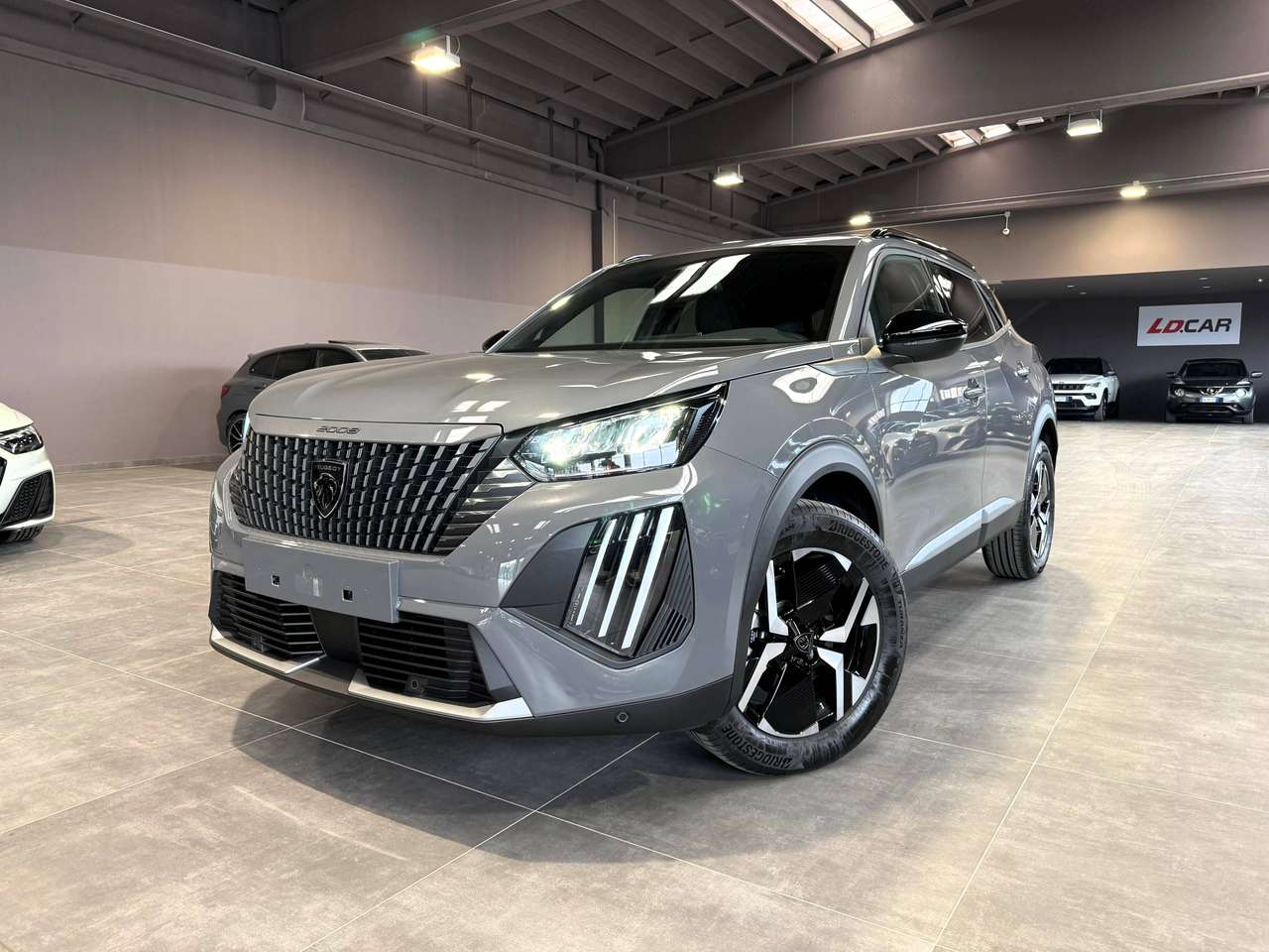 Peugeot 2008 Hybrid 145 e-DCS6 Allure