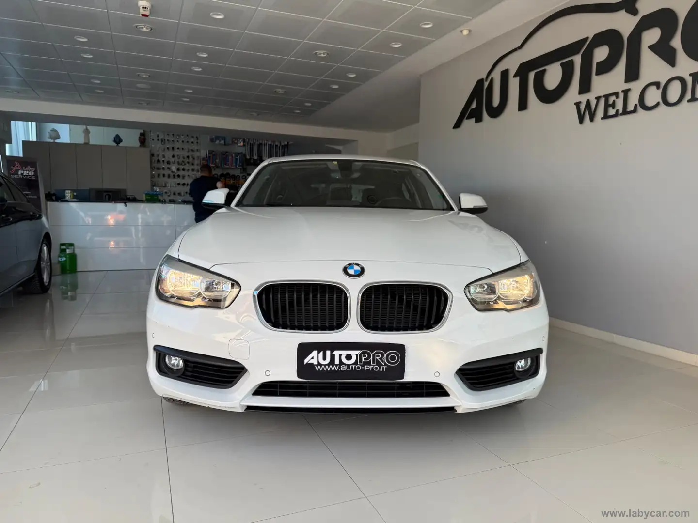 BMW 118 118d 5p. Business Bianco - 1