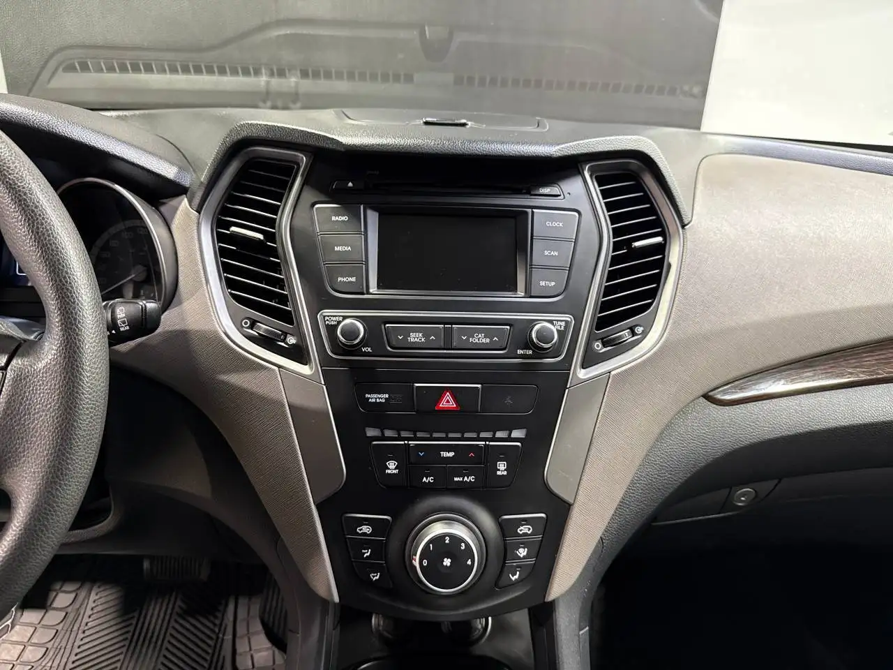 Hyundai SANTA FE снимка Hyundai SANTA FE