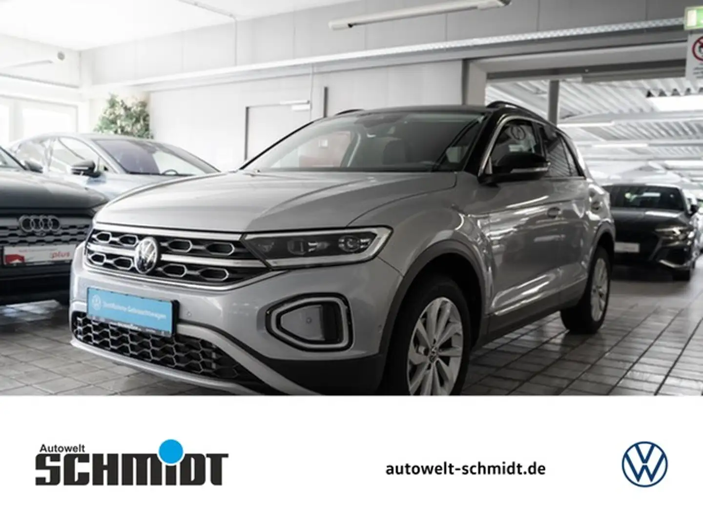Volkswagen T-Roc 1.5TSi Style R-Kamera ACC NaviMedia LED-Plus 17Zol Grau - 1